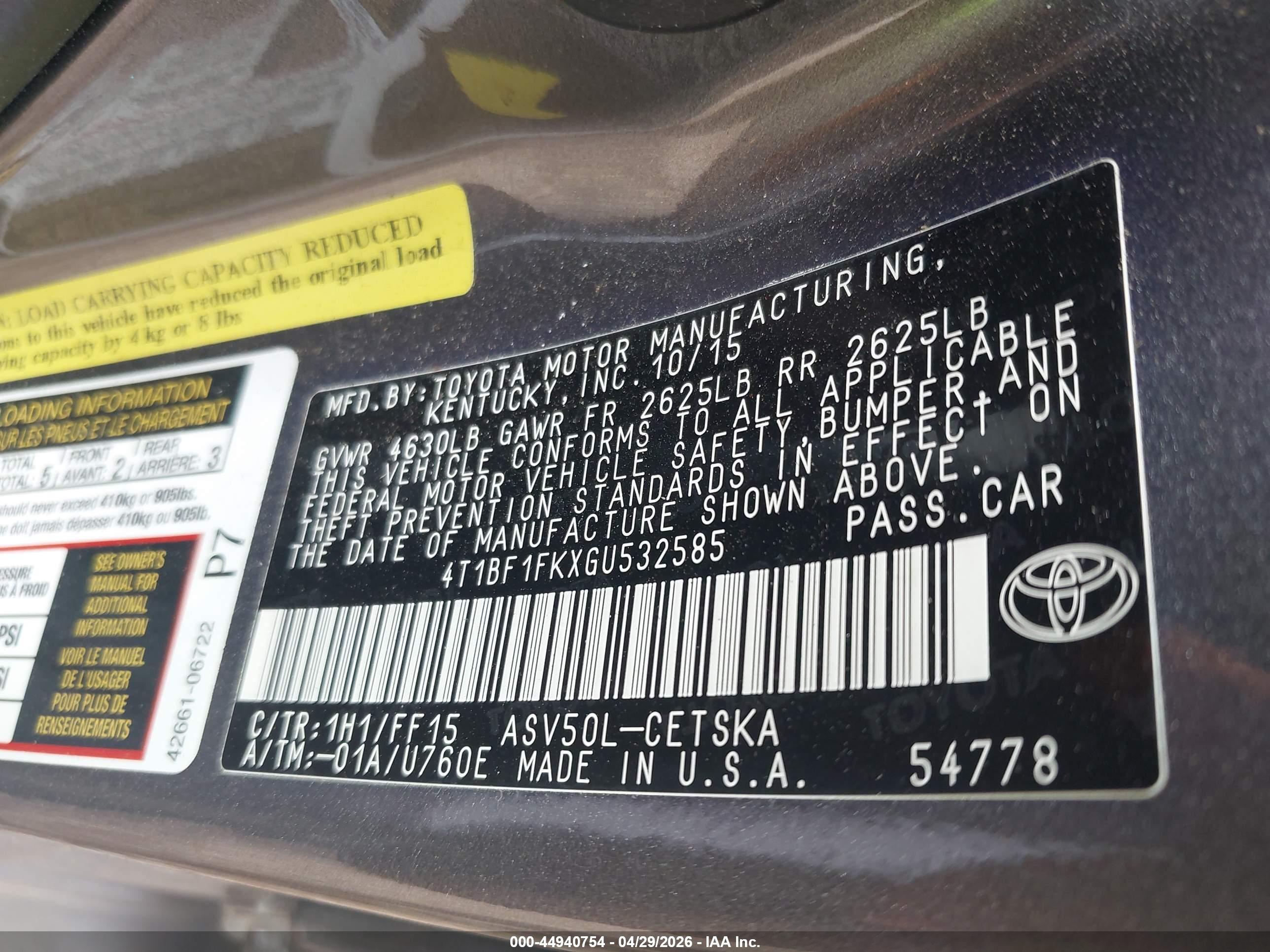 TOYOTA CAMRY image 9