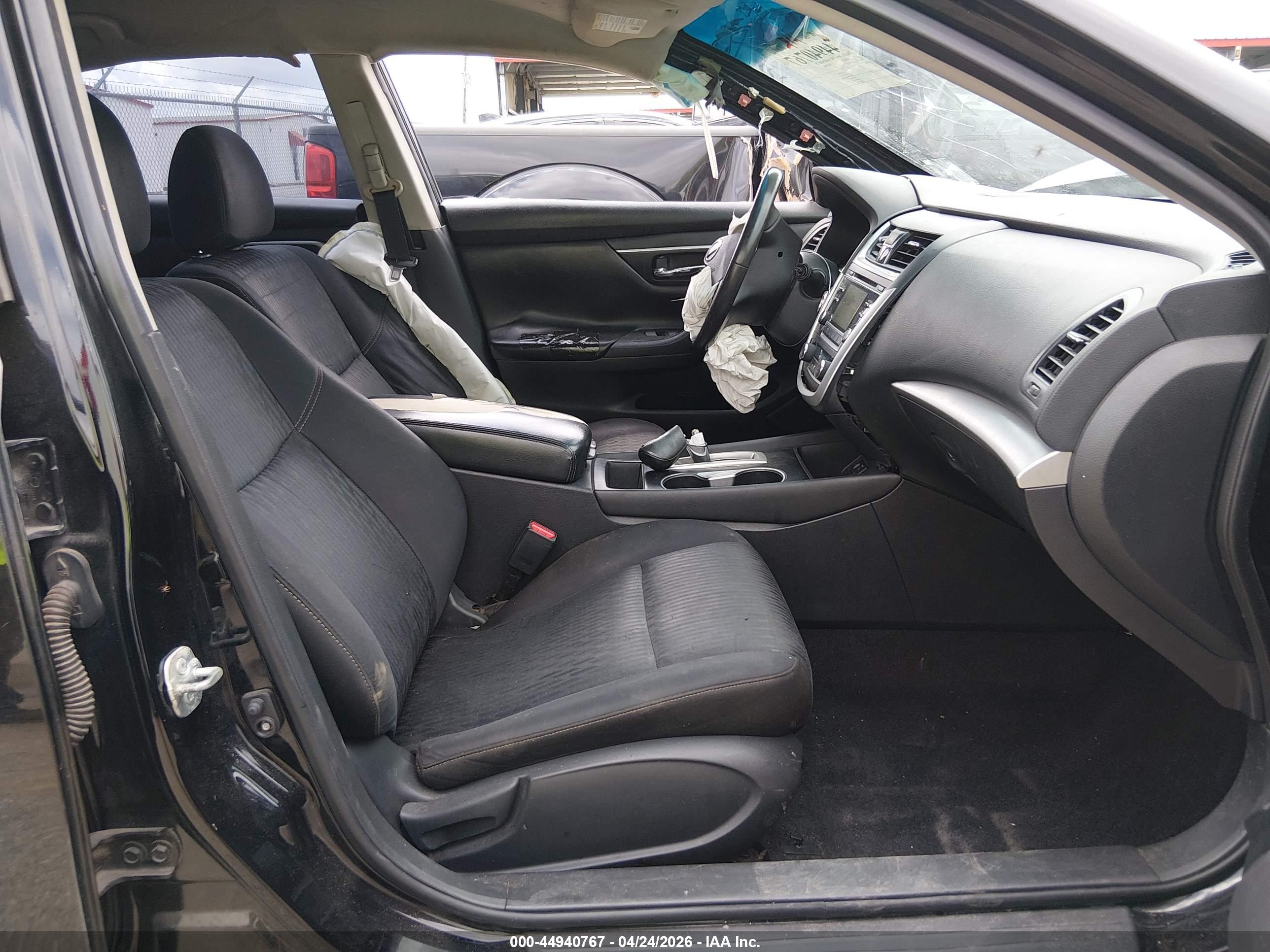 NISSAN ALTIMA image 5