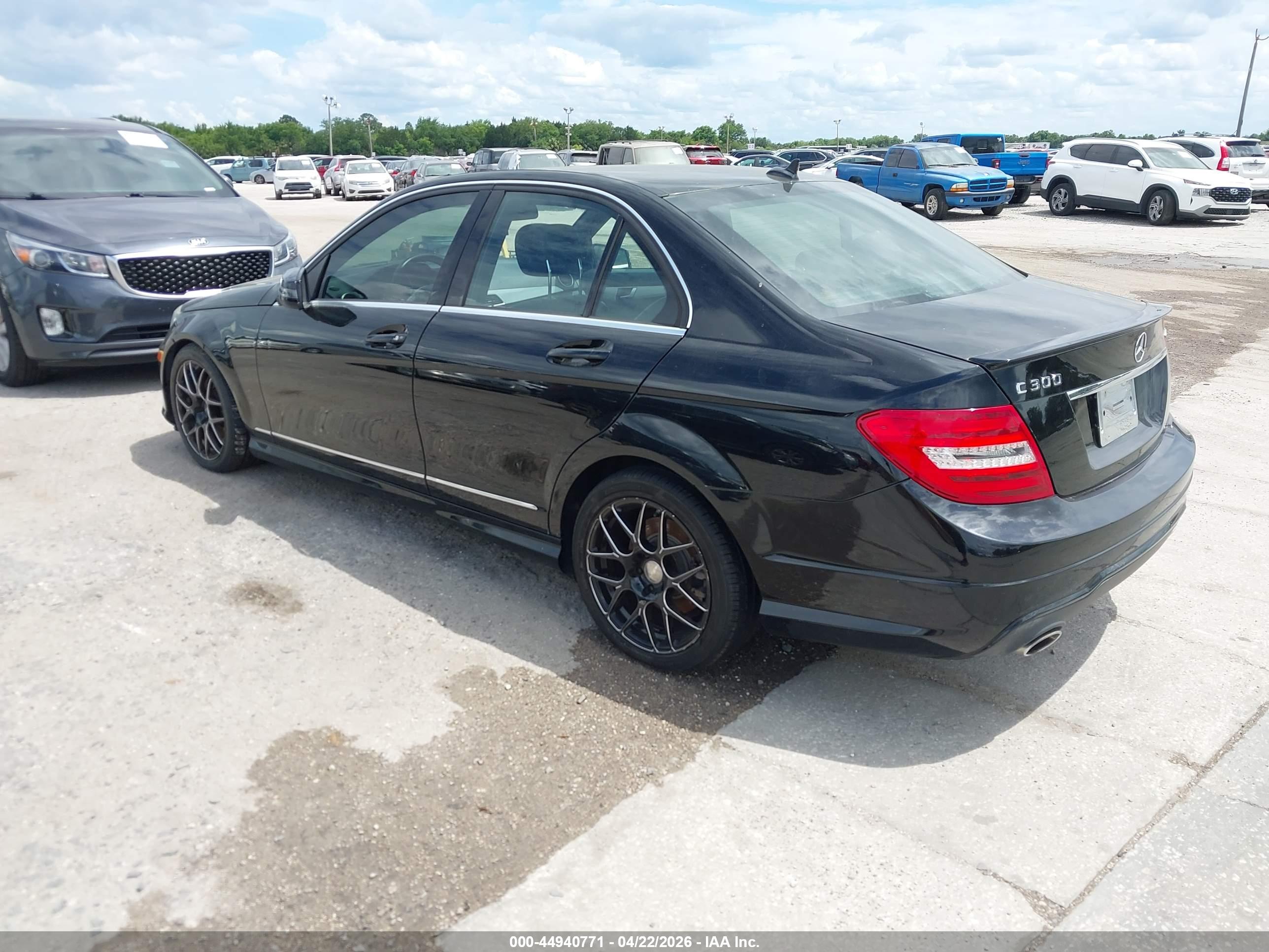 MERCEDES-BENZ C image 3