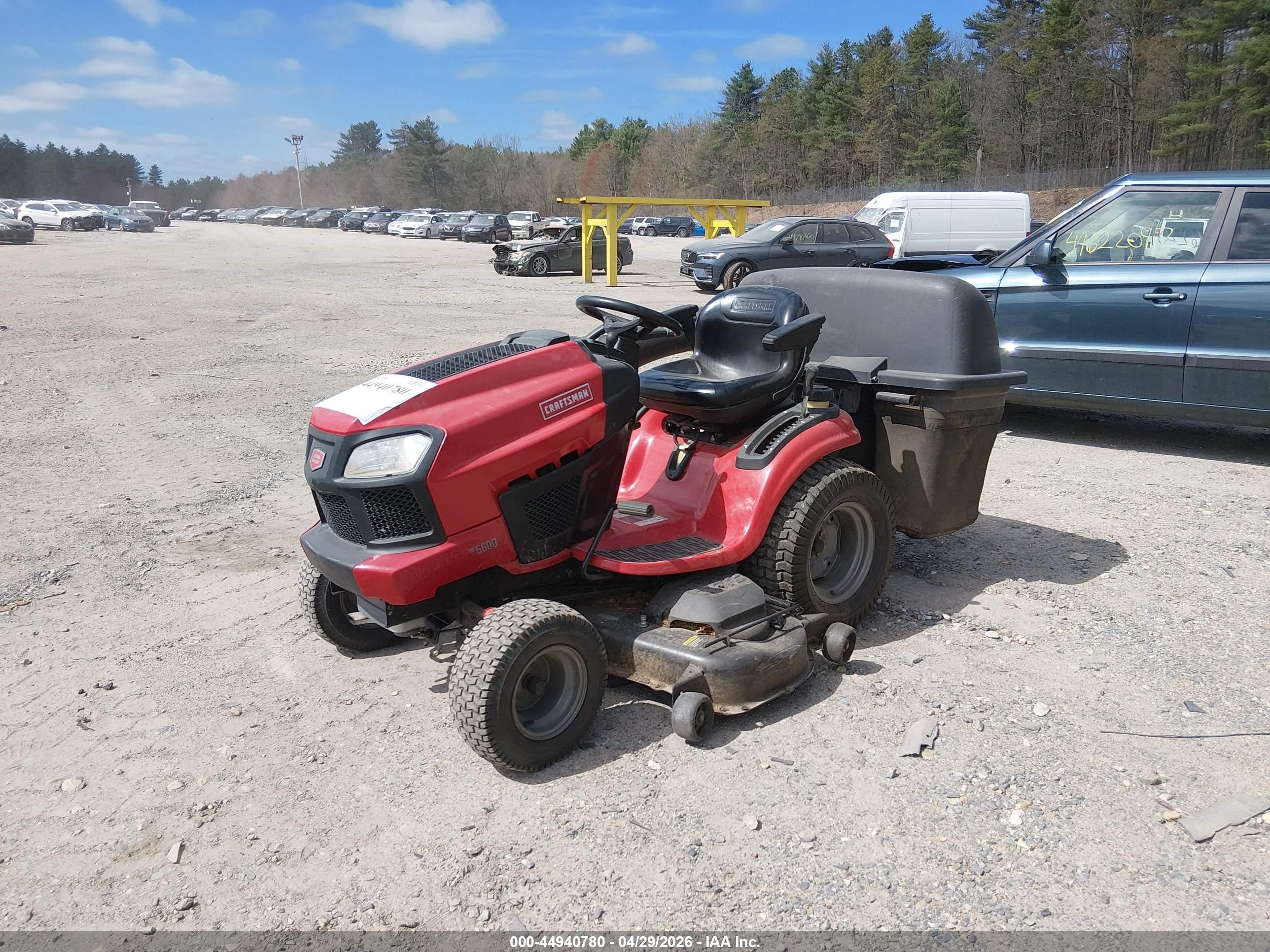 CRAFTSMAN LT2000 image 2