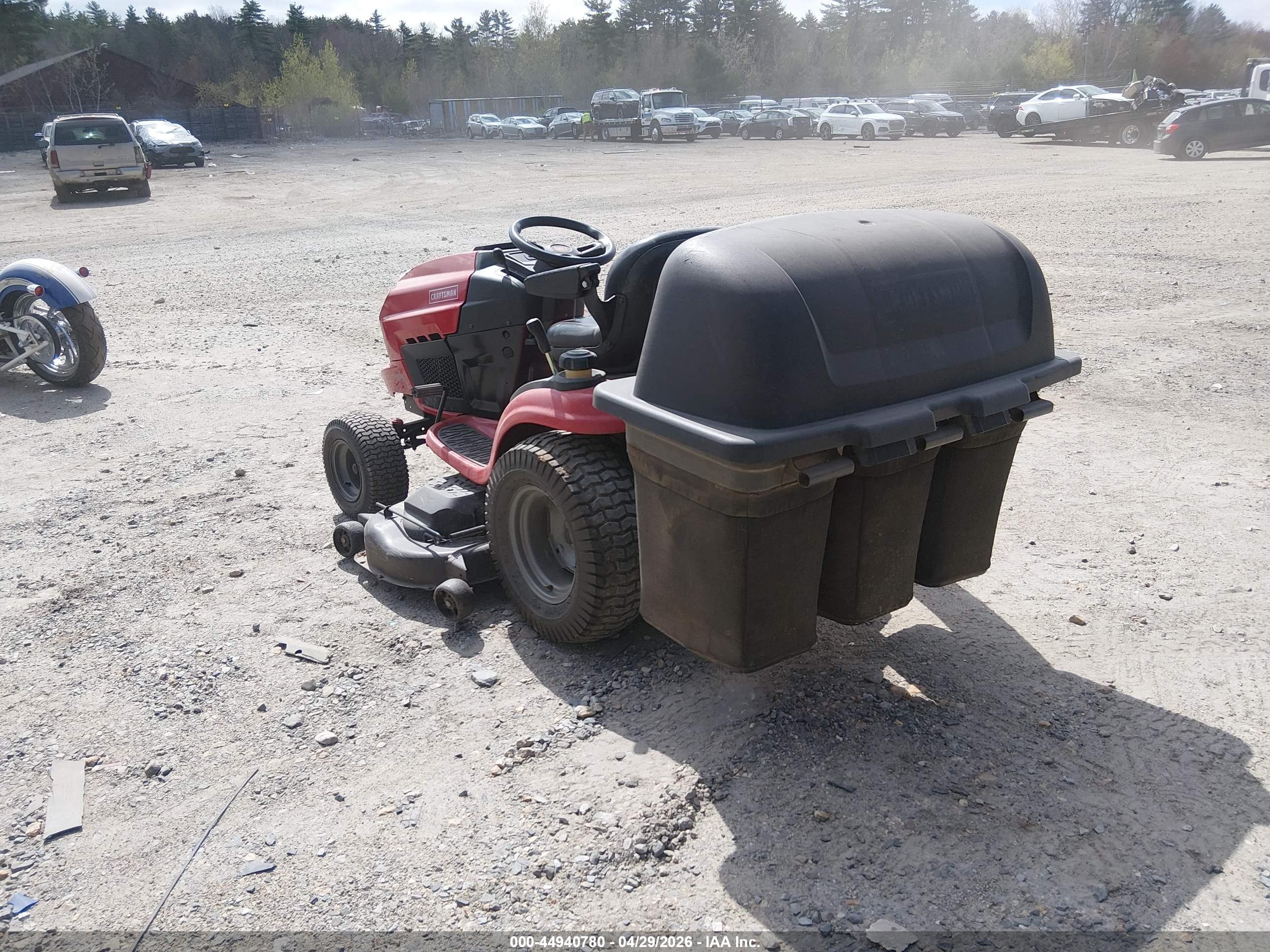 CRAFTSMAN LT2000 image 3