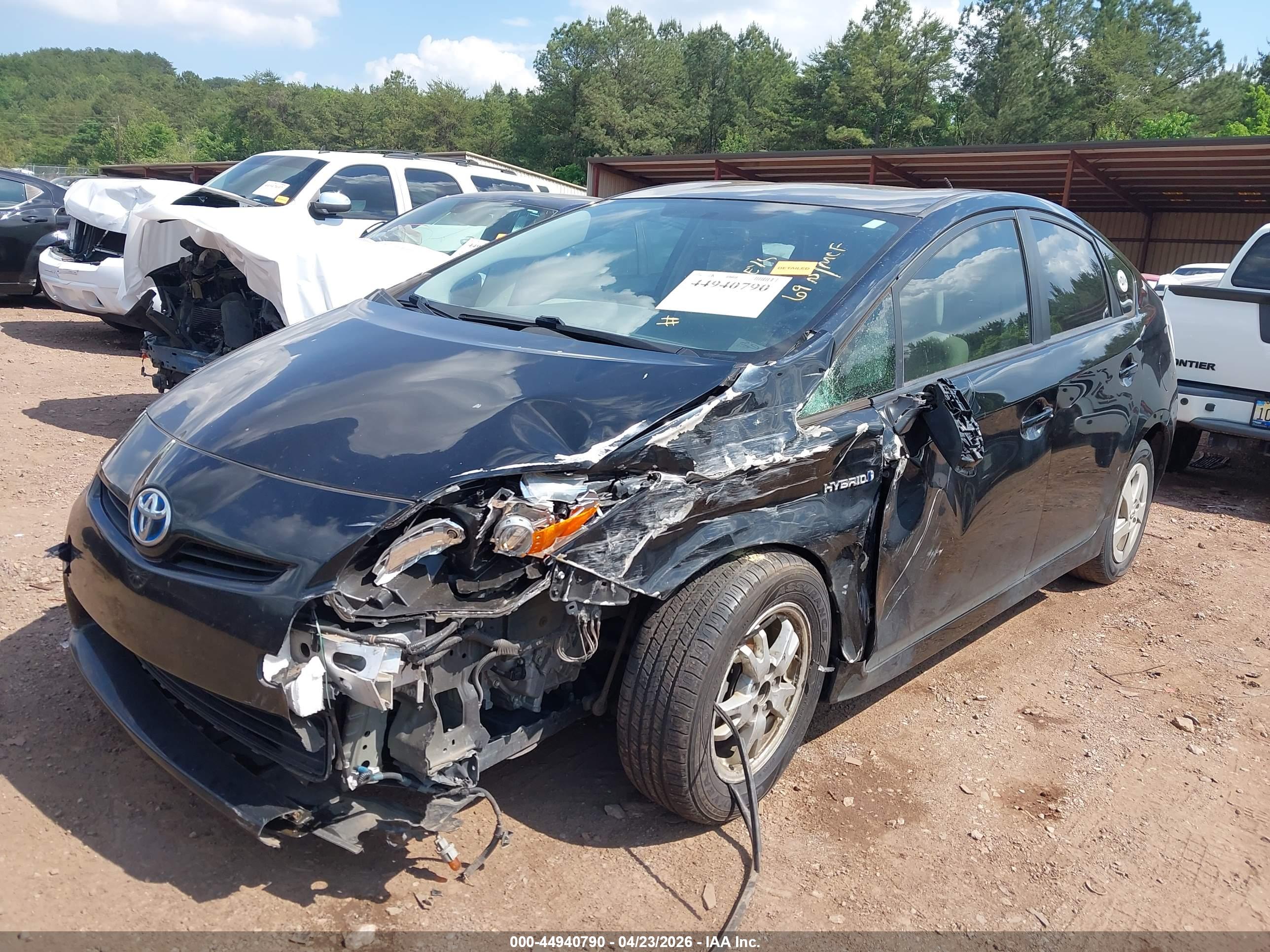 TOYOTA PRIUS image 2
