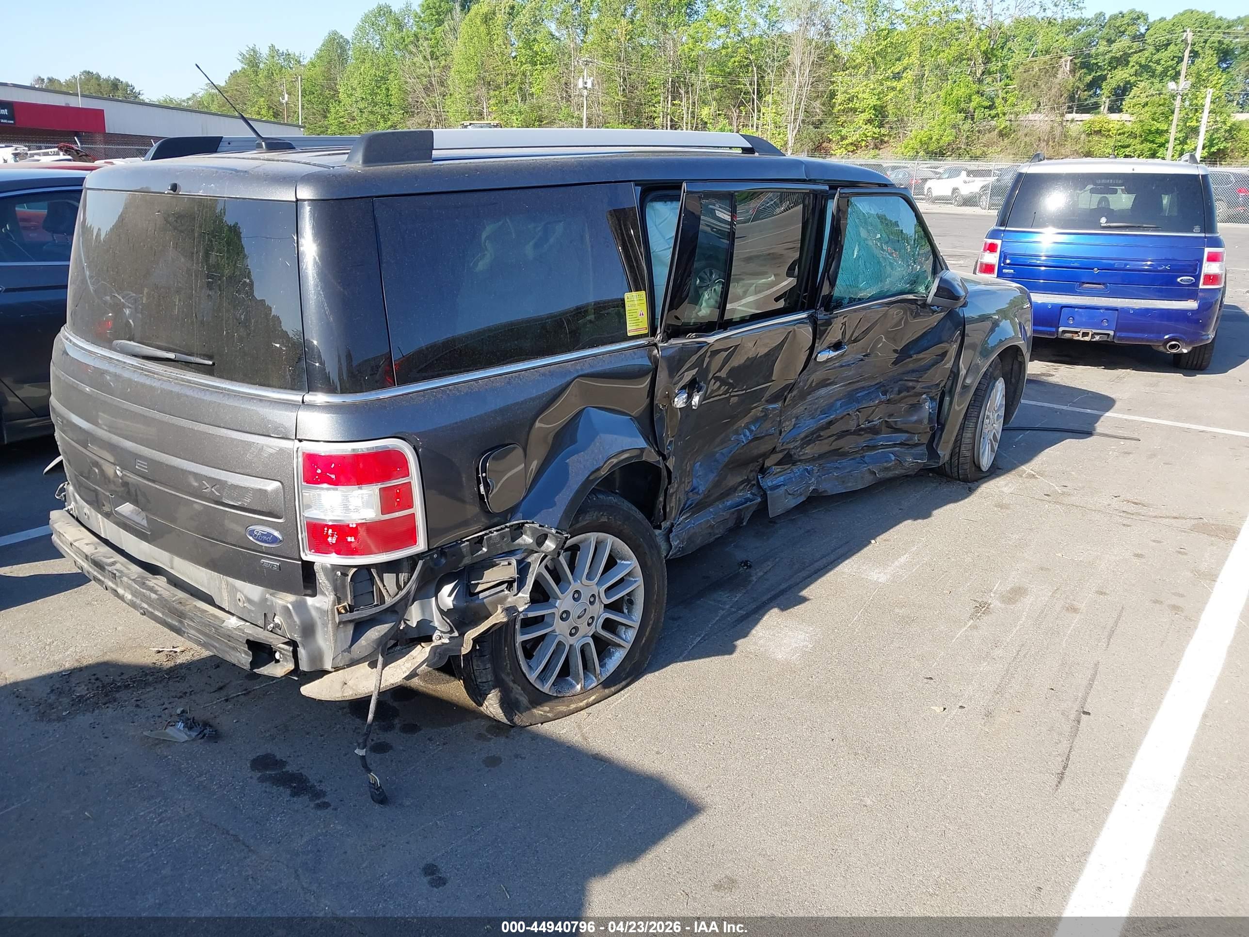 FORD FLEX image 4