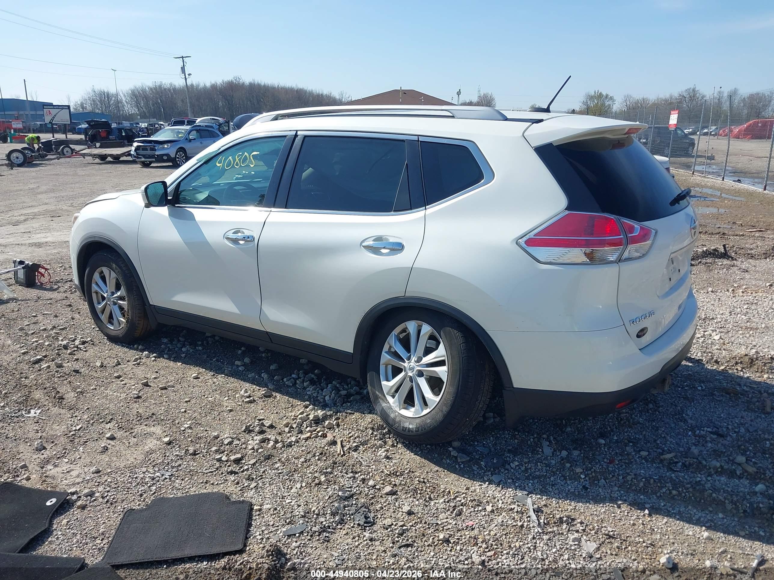 NISSAN ROGUE image 3
