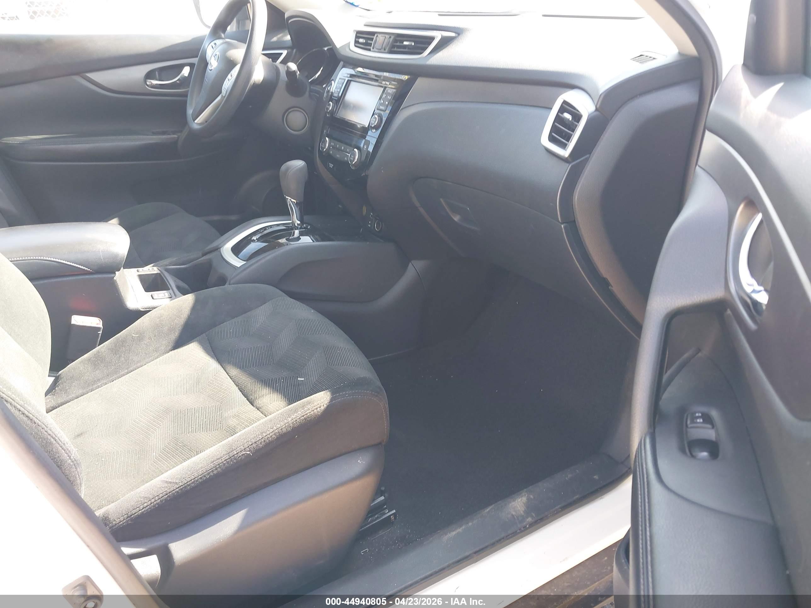 NISSAN ROGUE image 5
