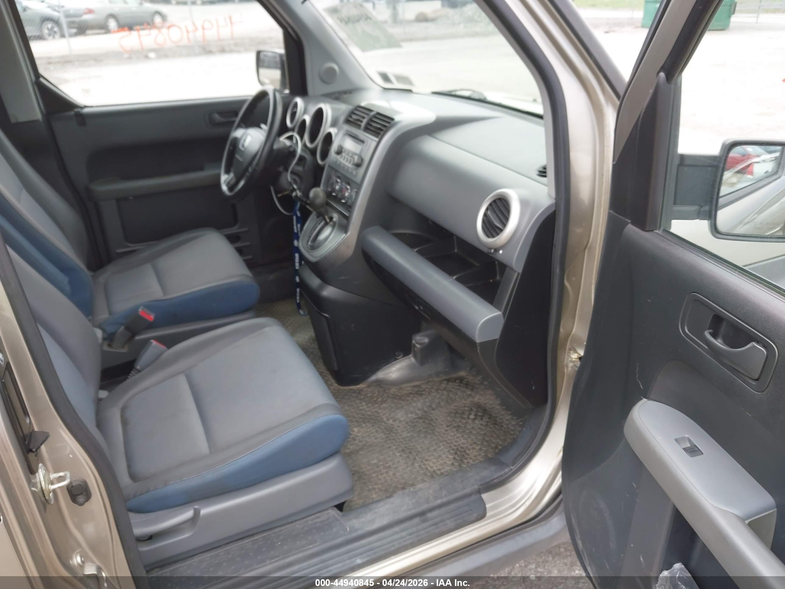 HONDA ELEMENT image 5