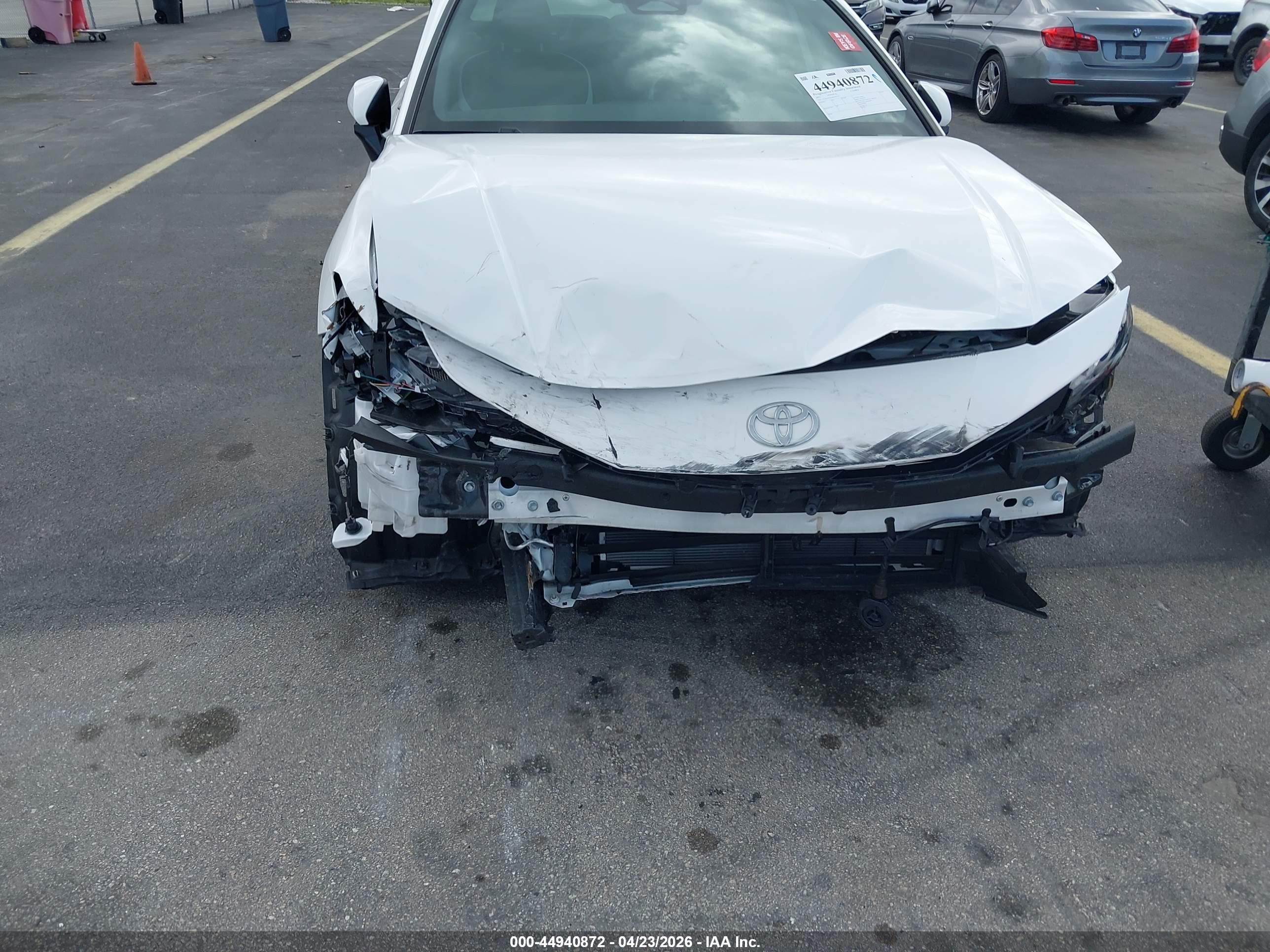 TOYOTA CAMRY image 6