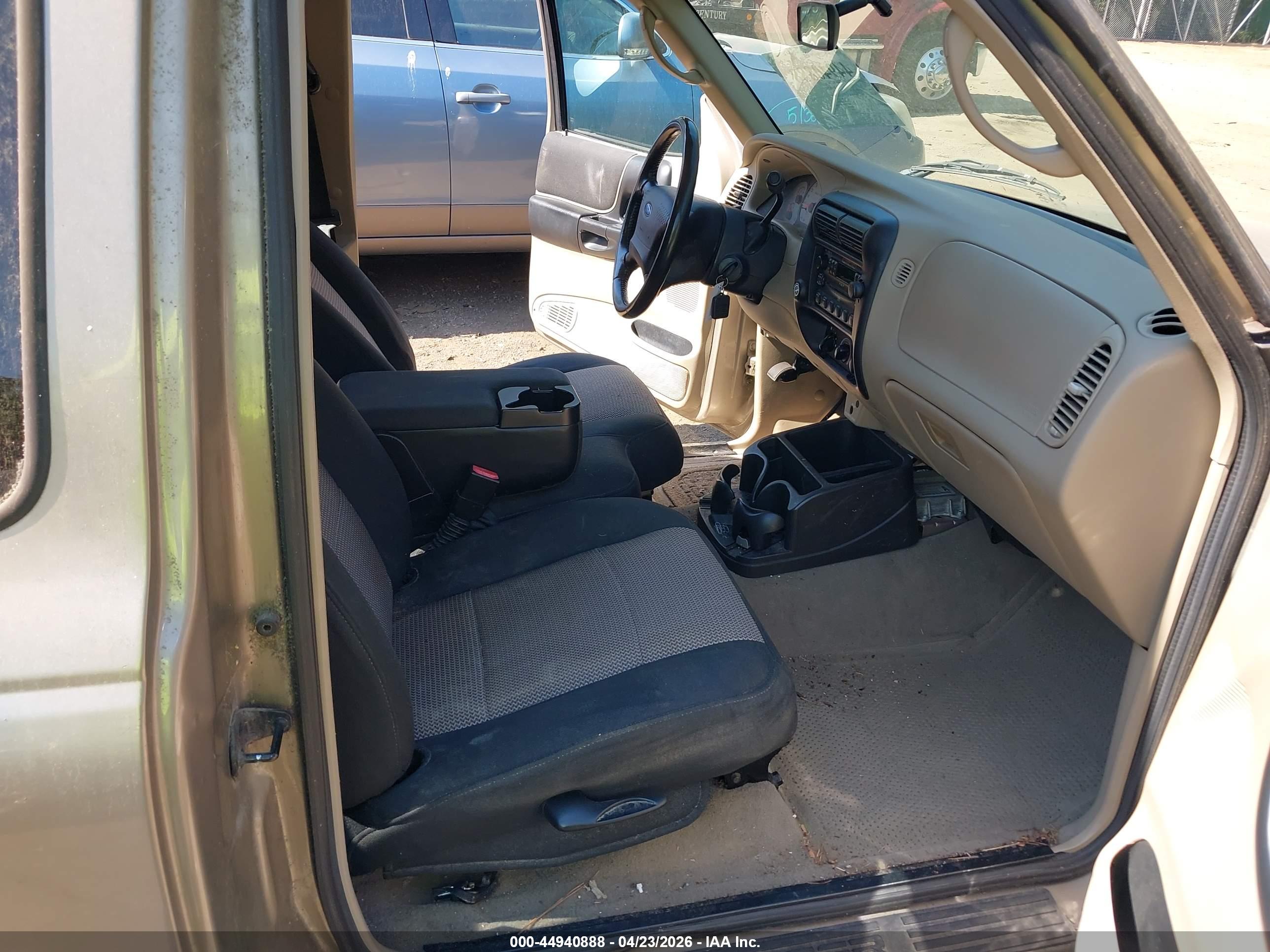 FORD RANGER image 5