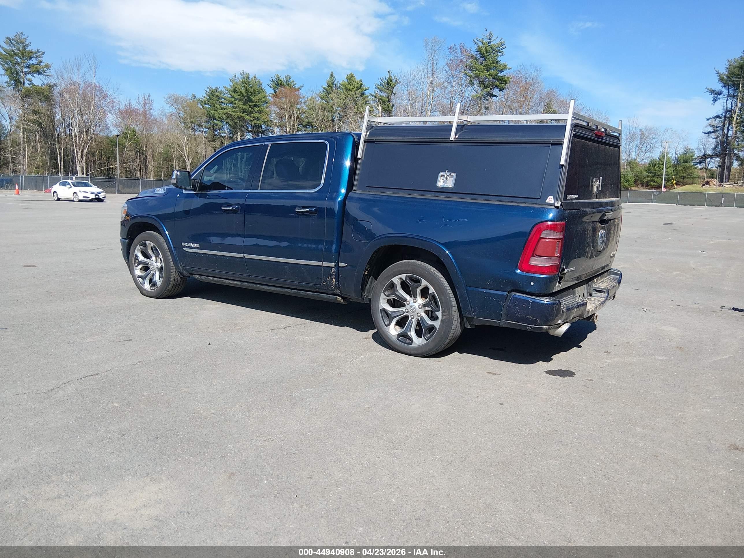 RAM 1500 image 3
