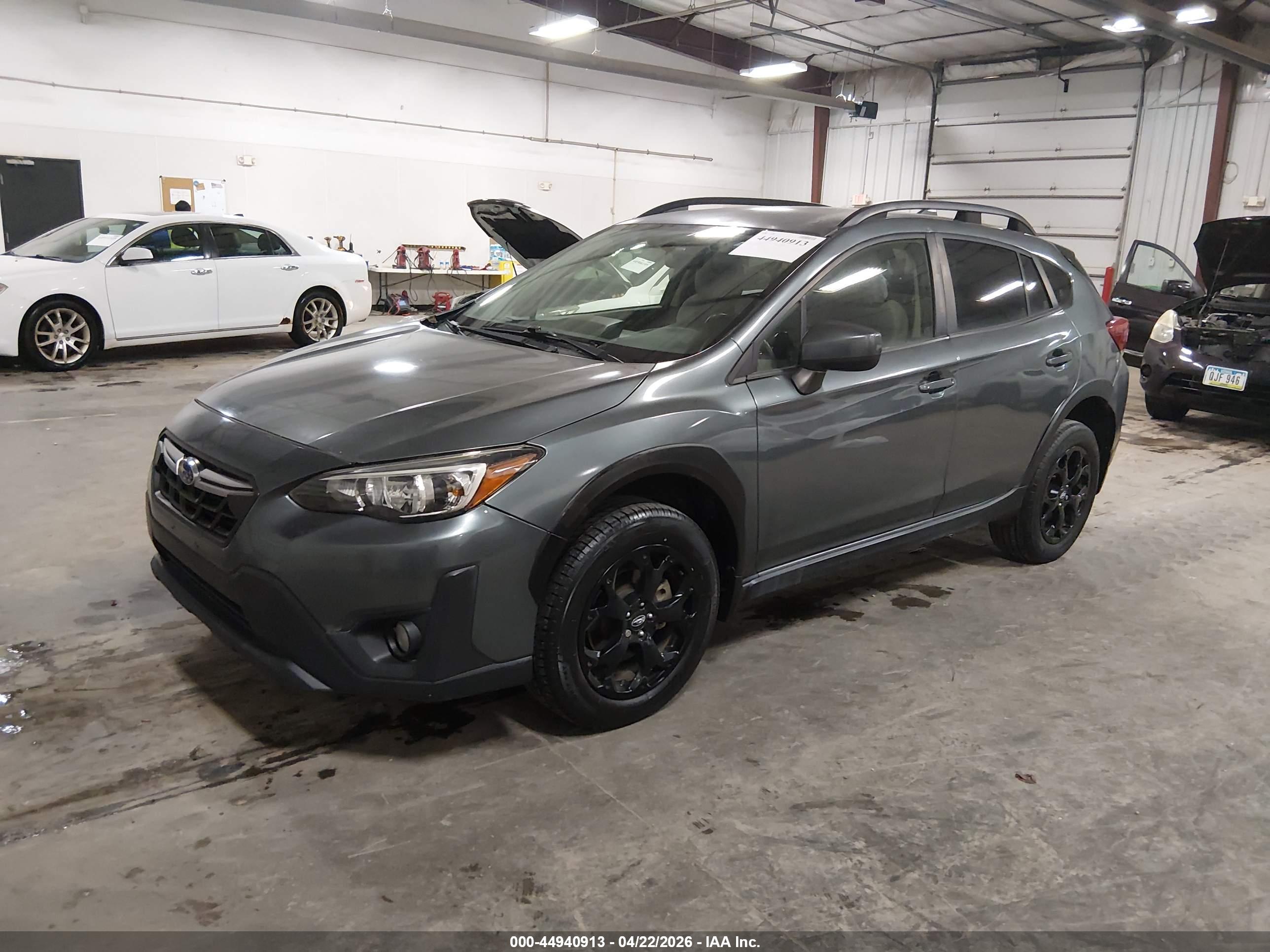 SUBARU CROSSTREK image 2