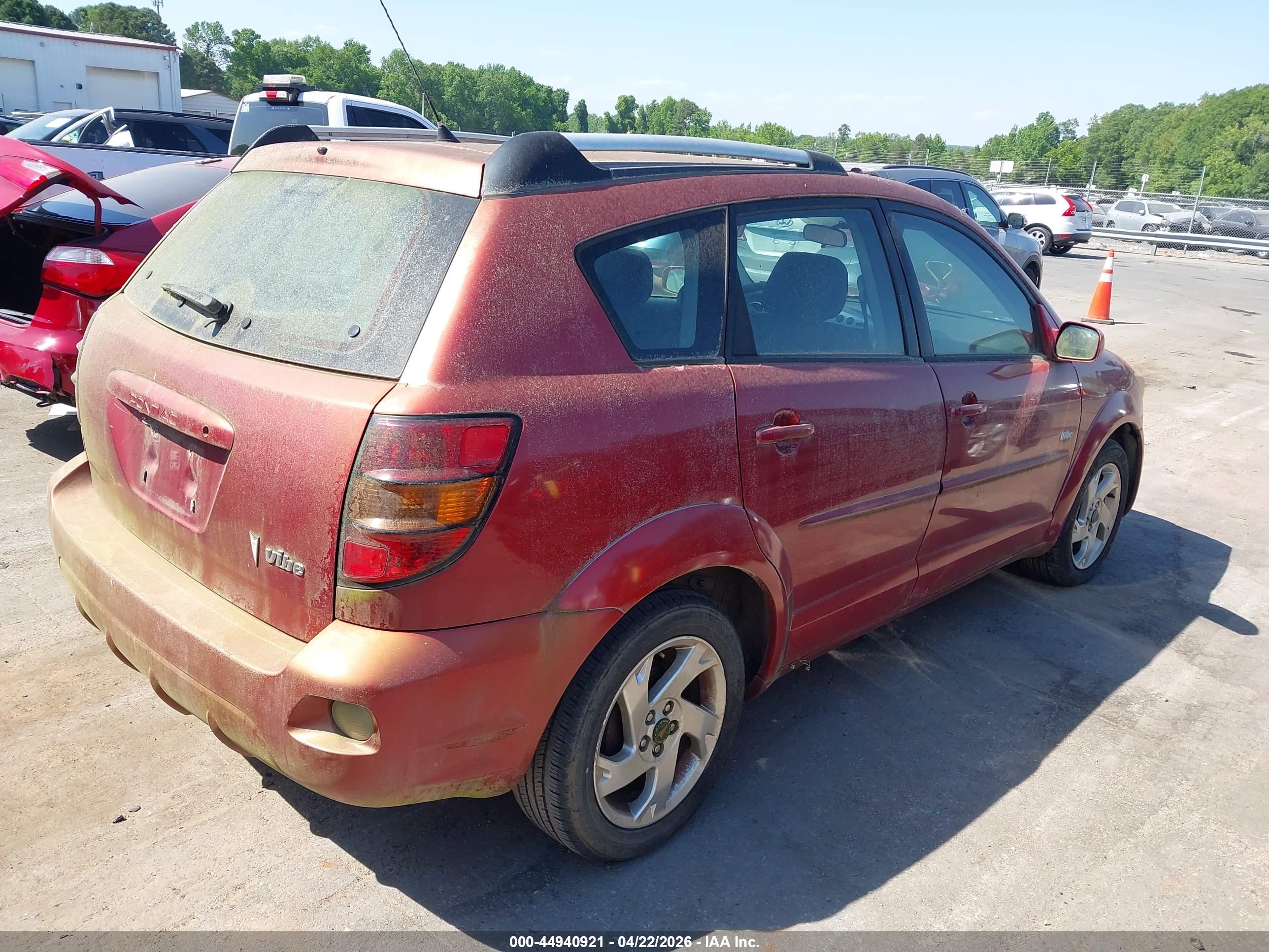 PONTIAC VIBE image 4