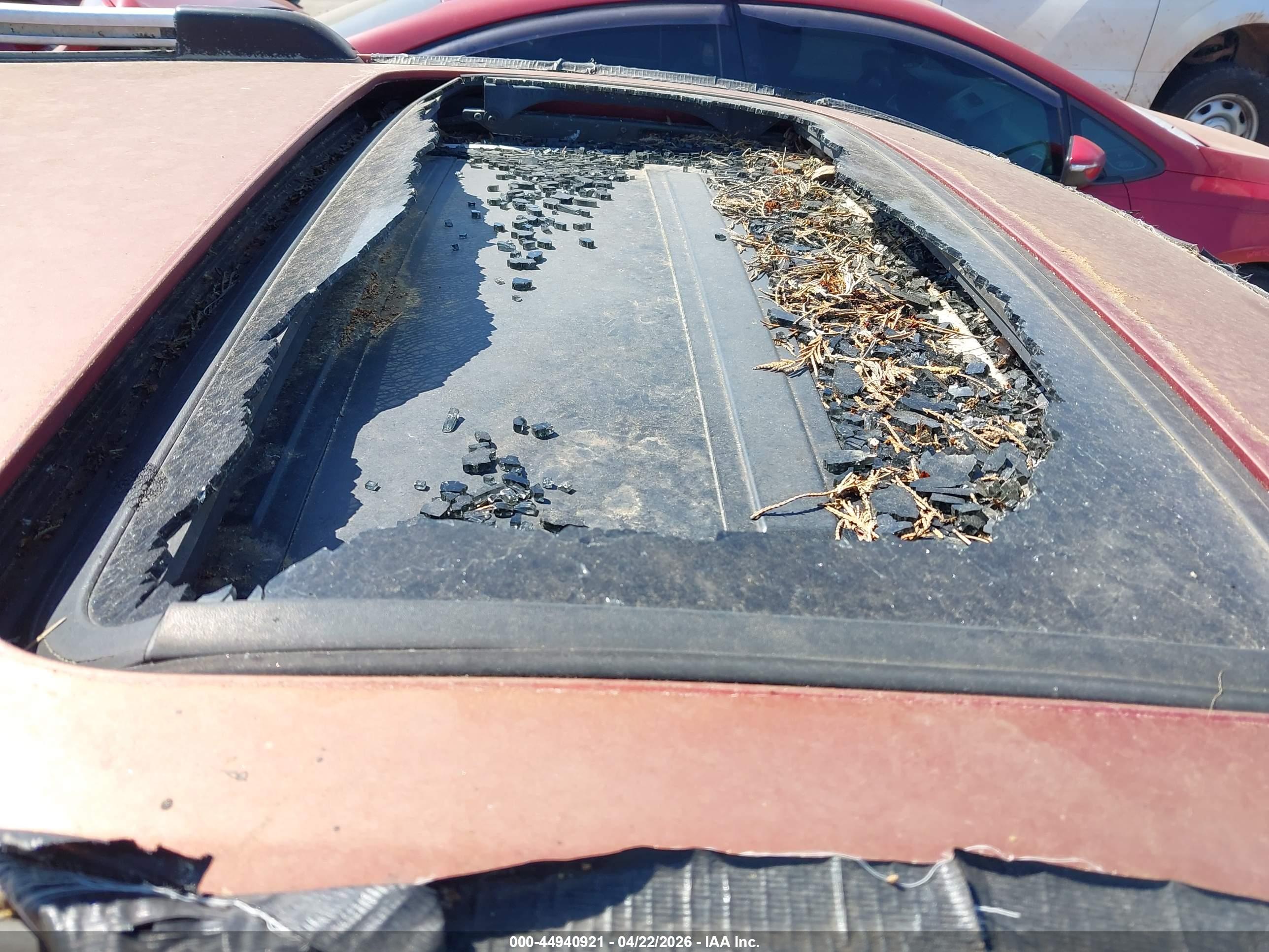 PONTIAC VIBE image 6