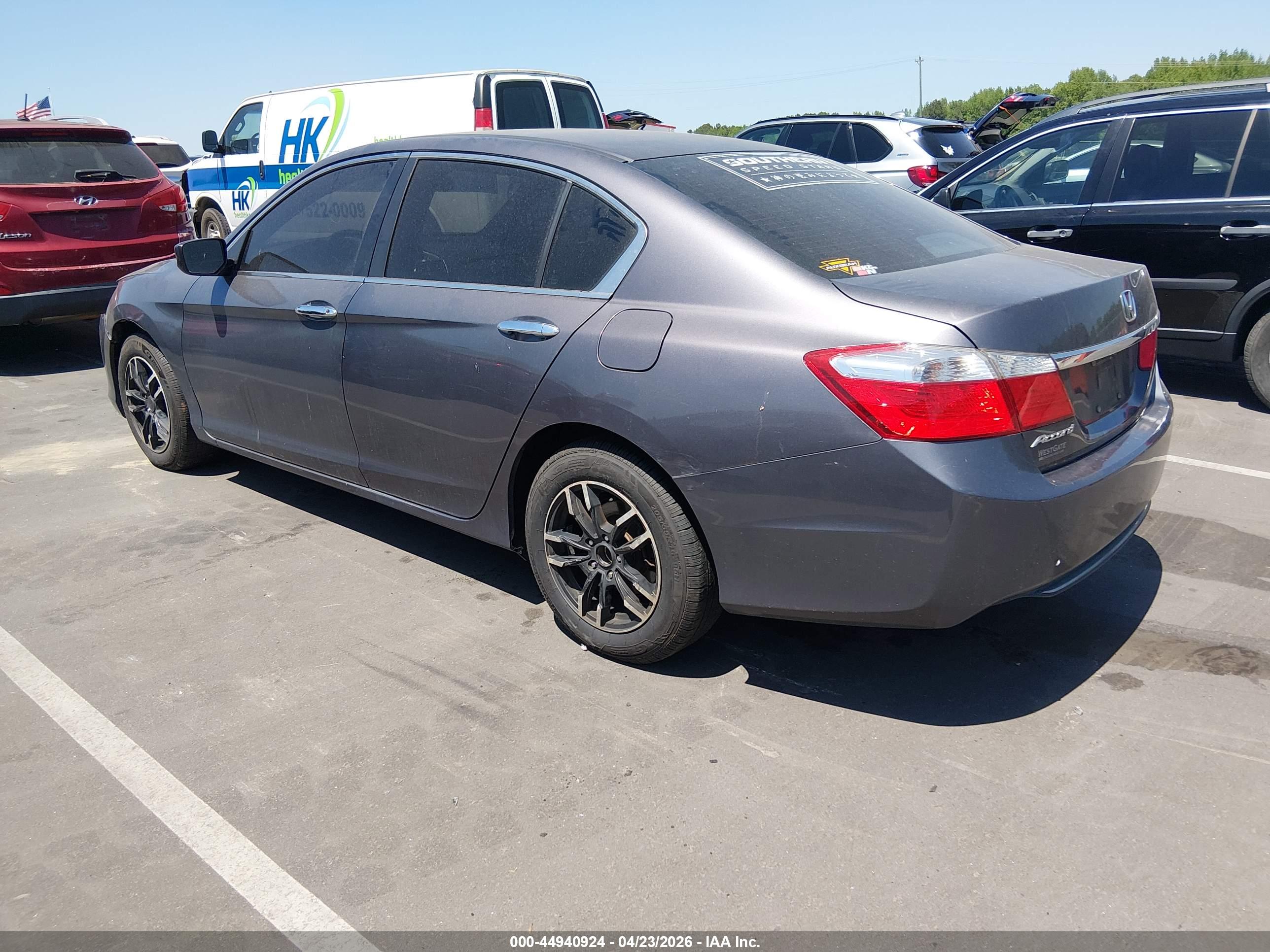 HONDA ACCORD image 3