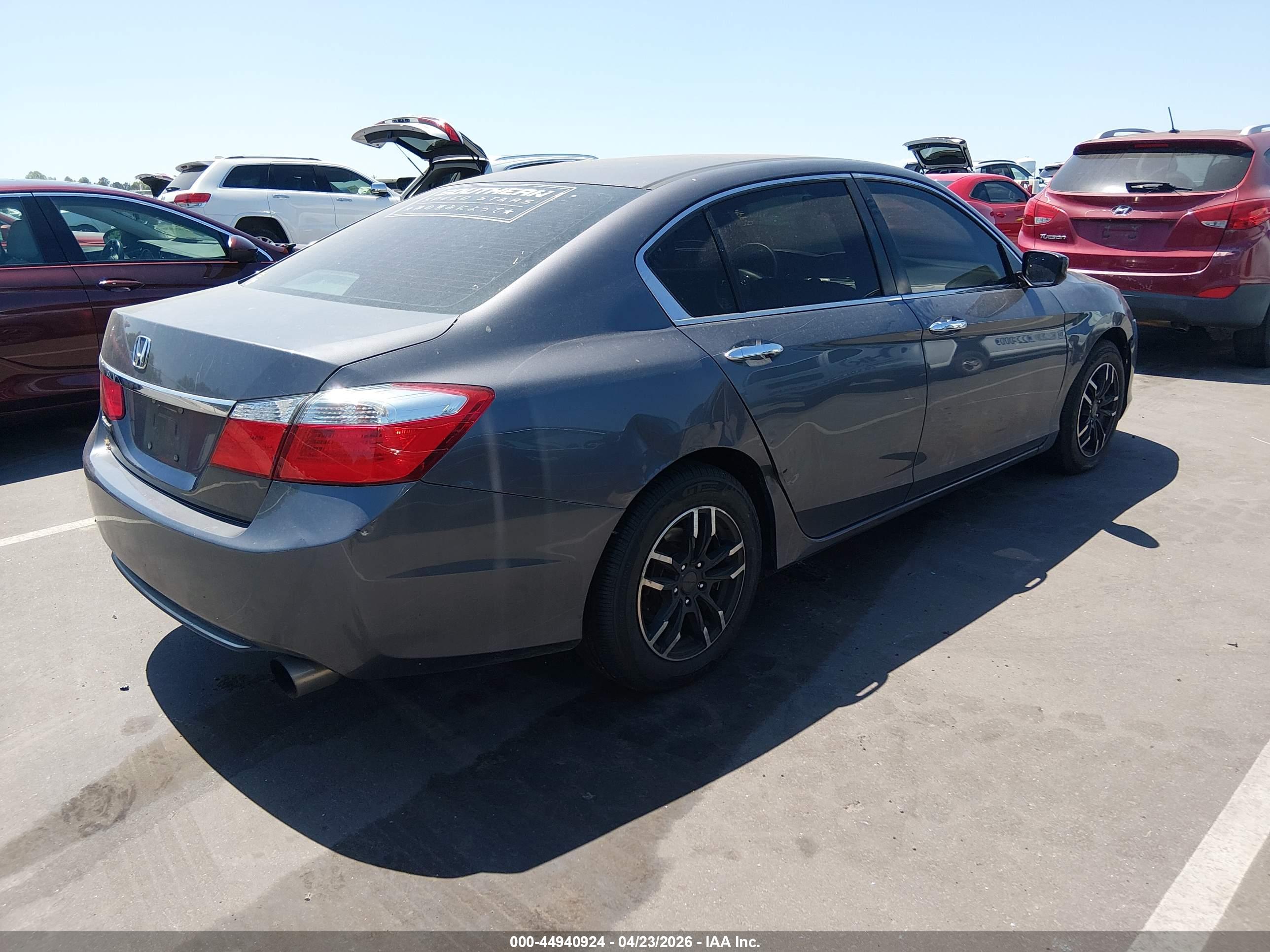 HONDA ACCORD image 4