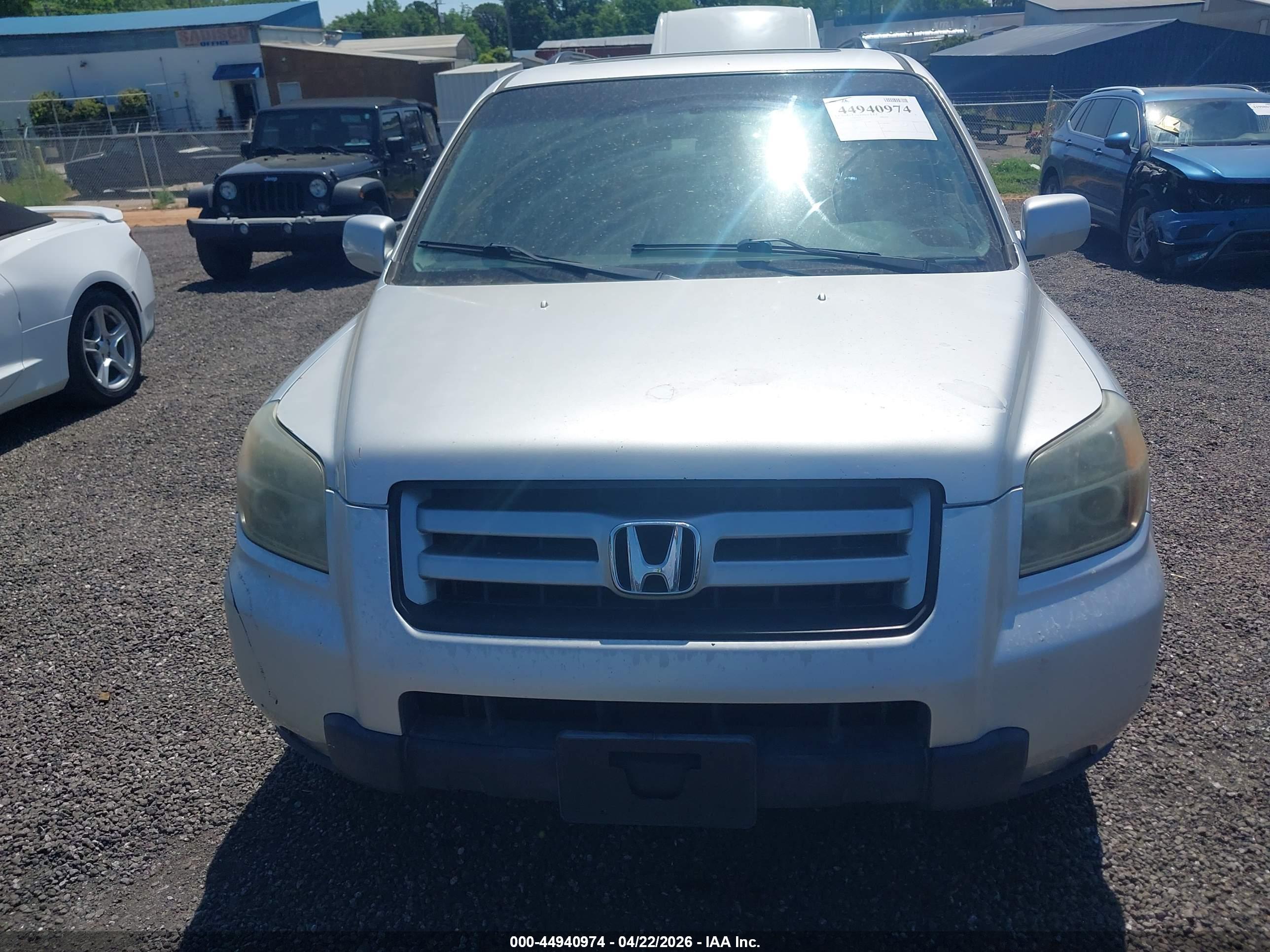 HONDA PILOT image 6