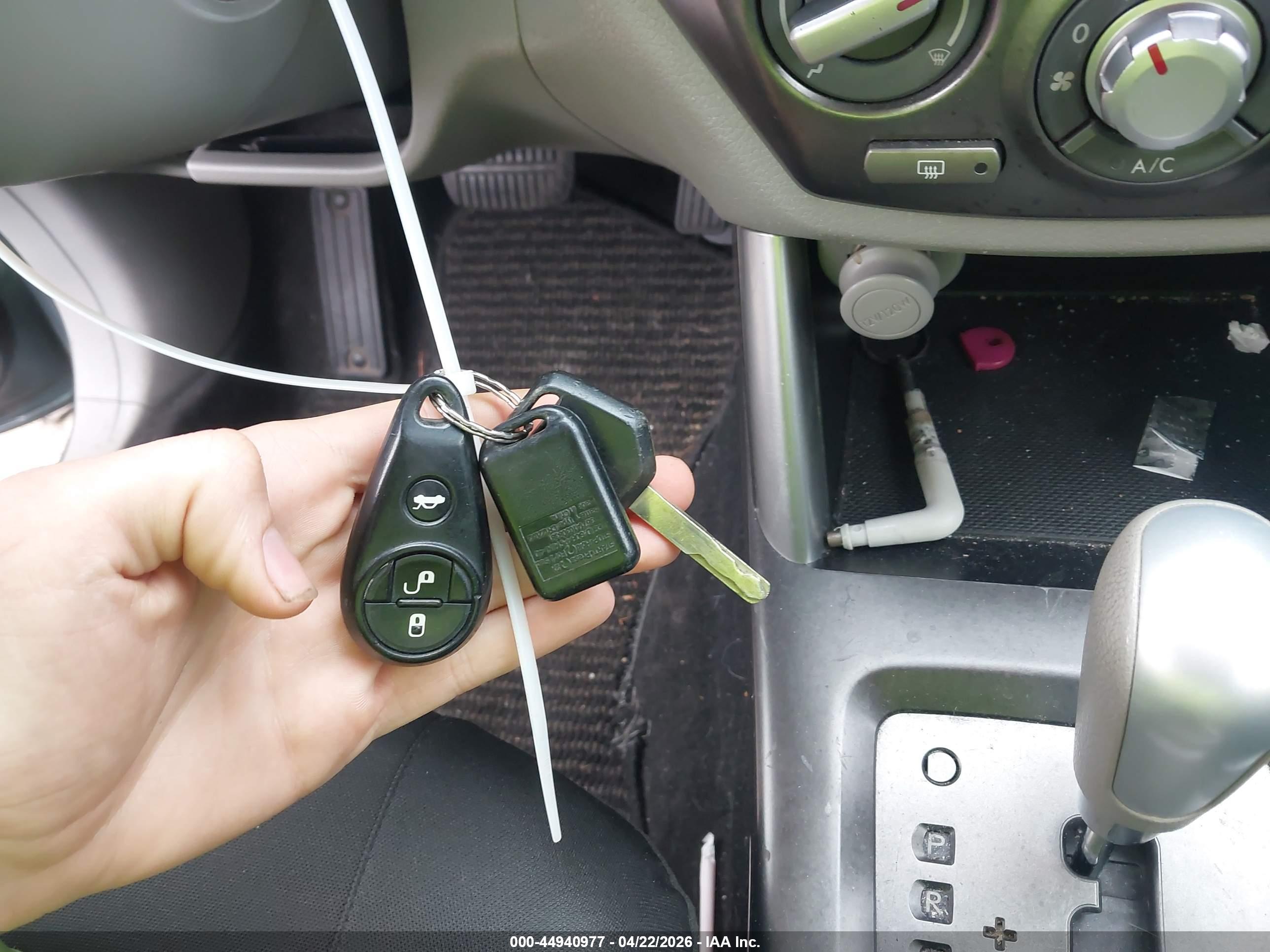 SUBARU FORESTER image 11