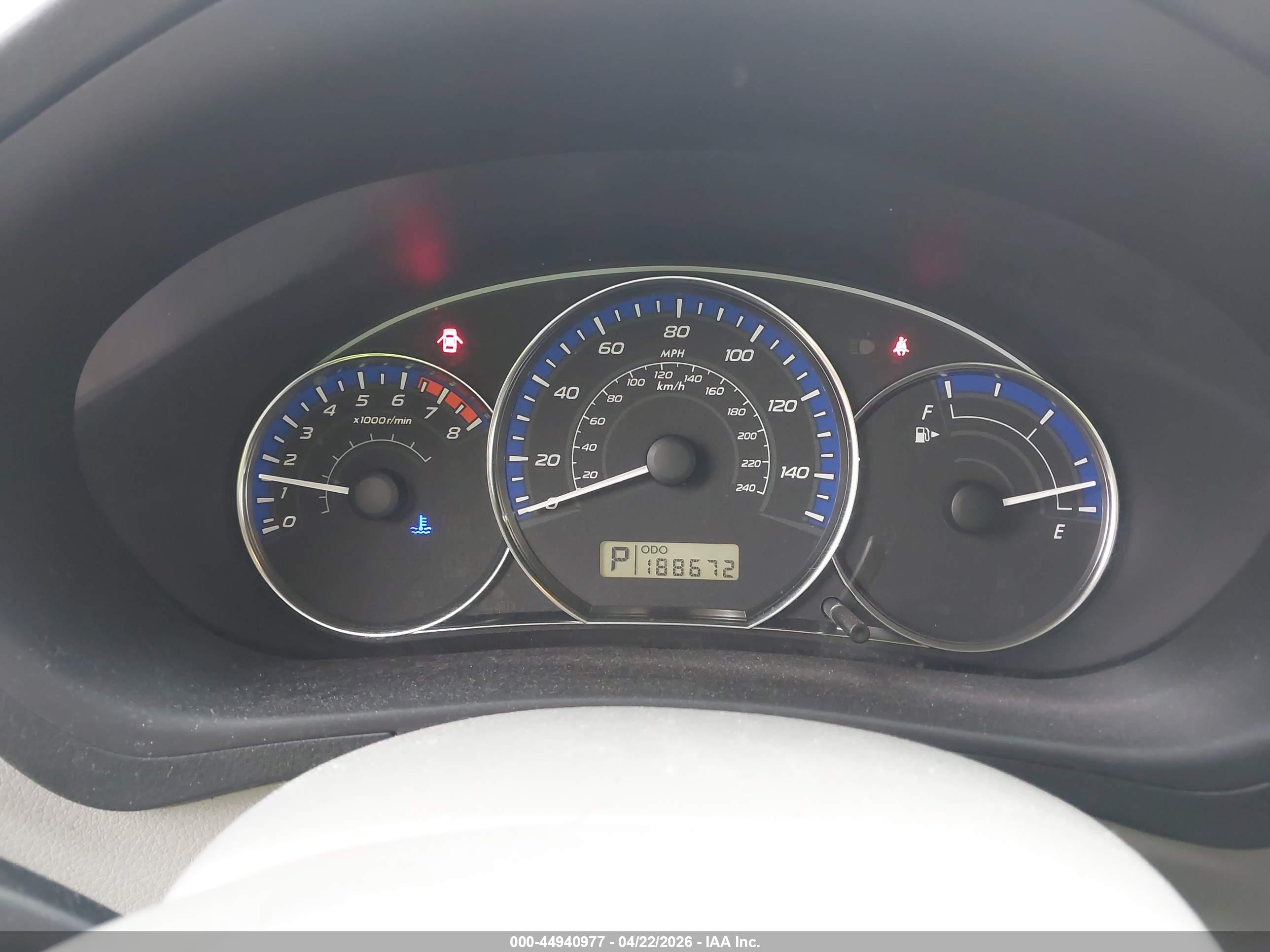 SUBARU FORESTER image 7