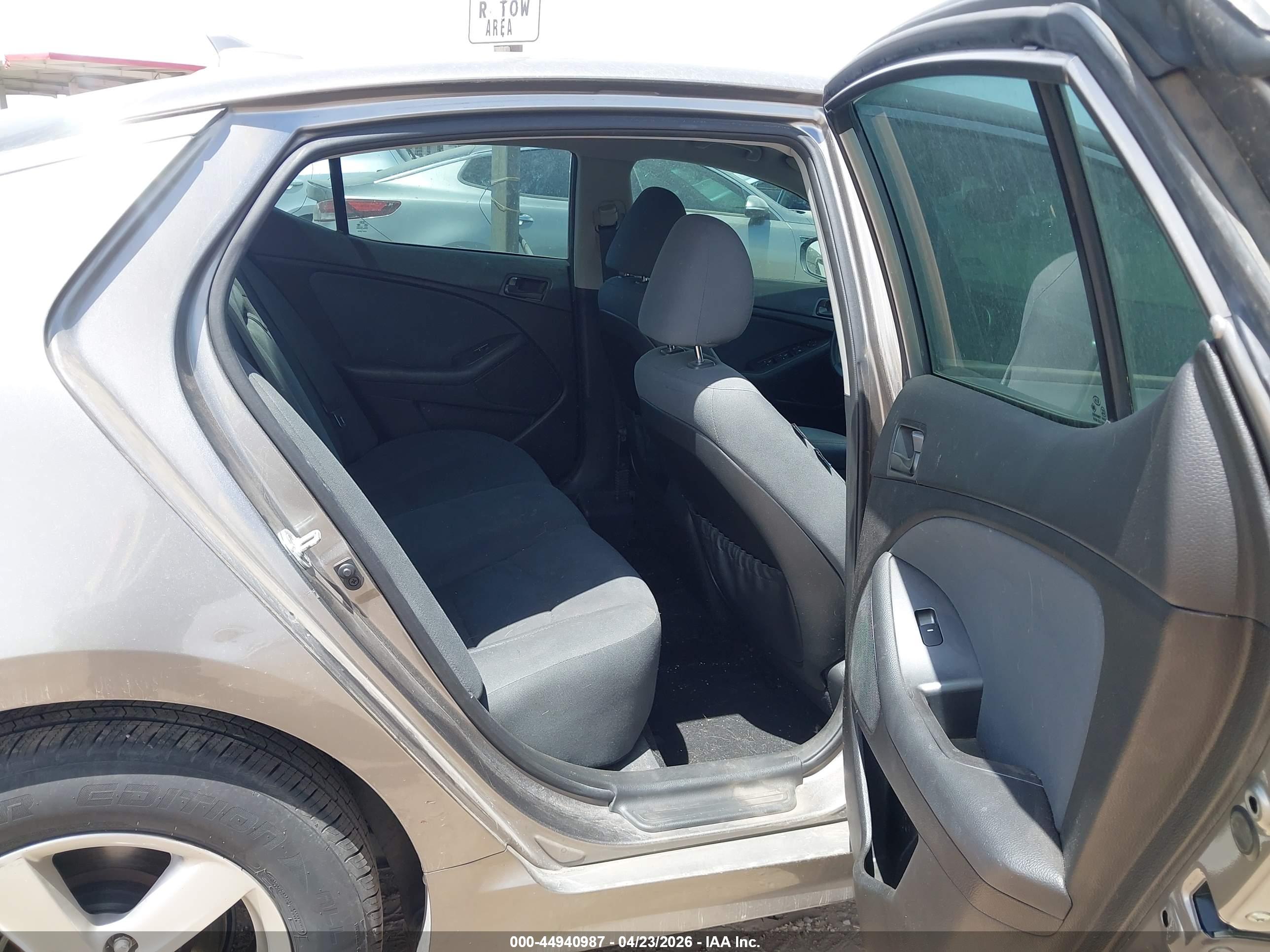 KIA OPTIMA image 8