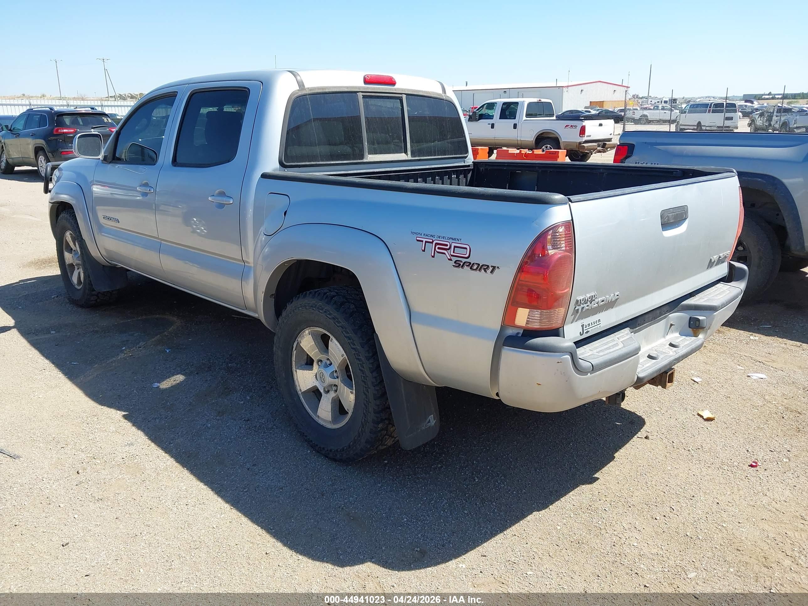TOYOTA TACOMA image 3