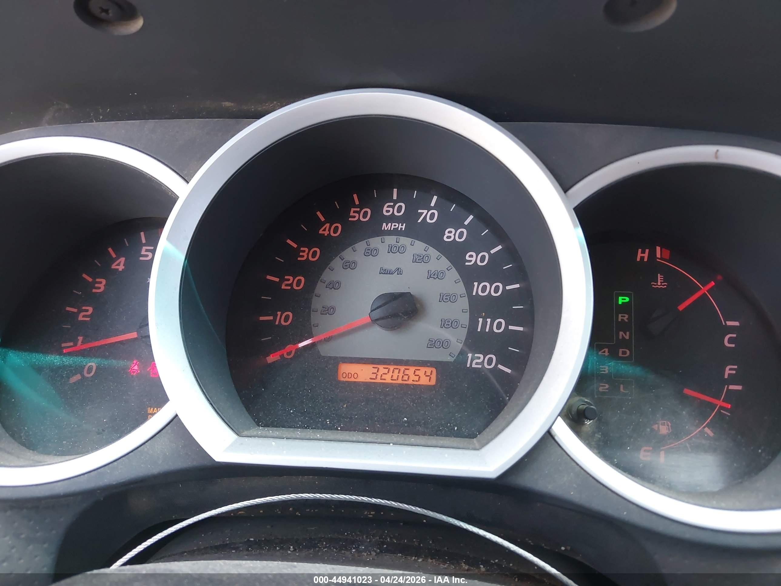 TOYOTA TACOMA image 7