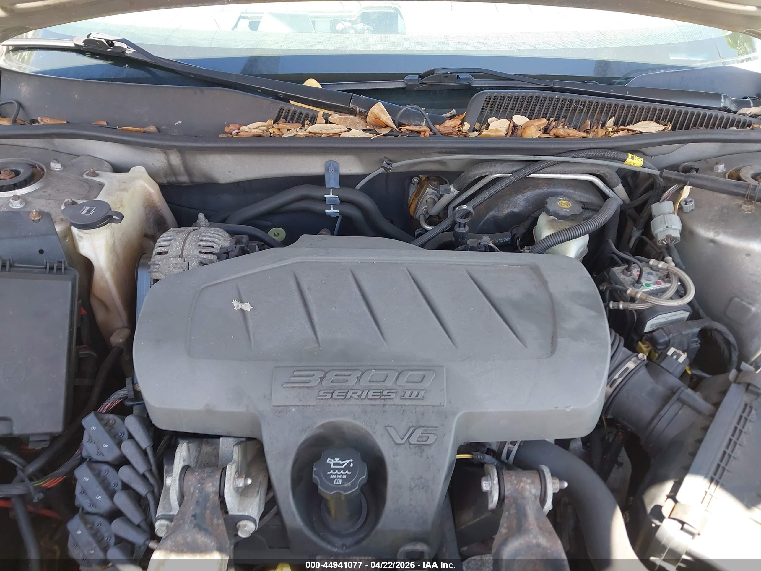 BUICK LACROSSE image 10