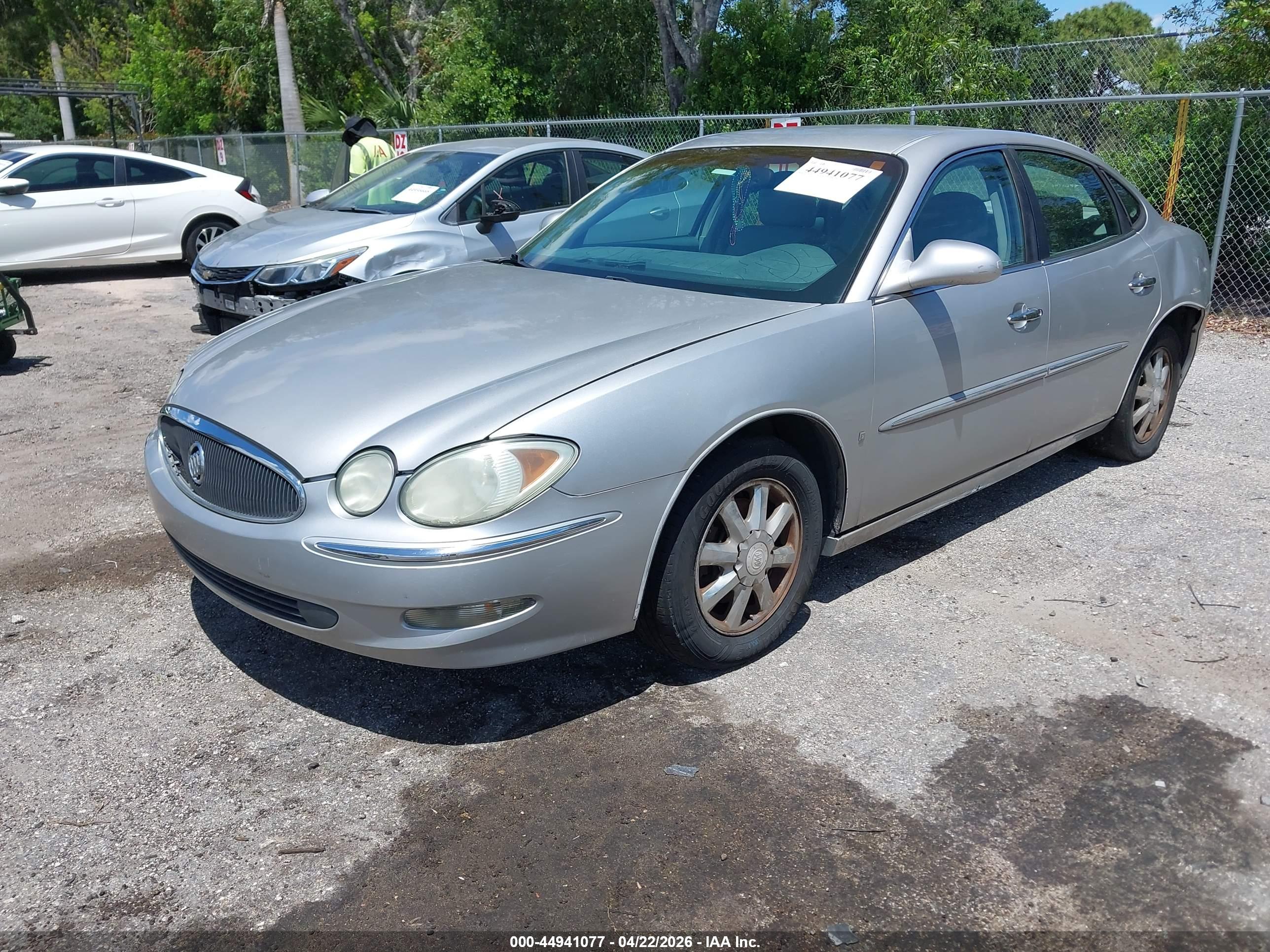 BUICK LACROSSE image 2