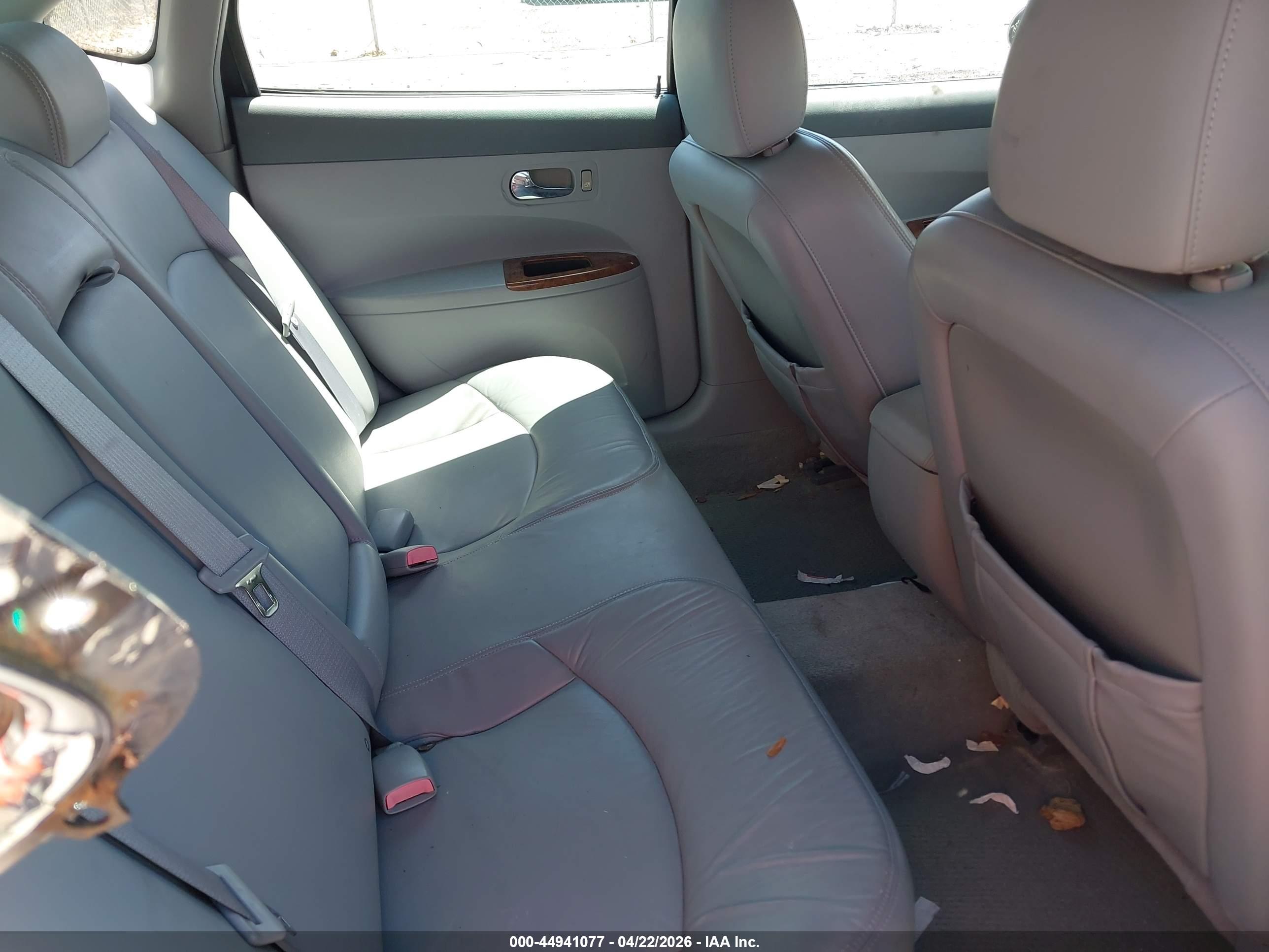 BUICK LACROSSE image 8
