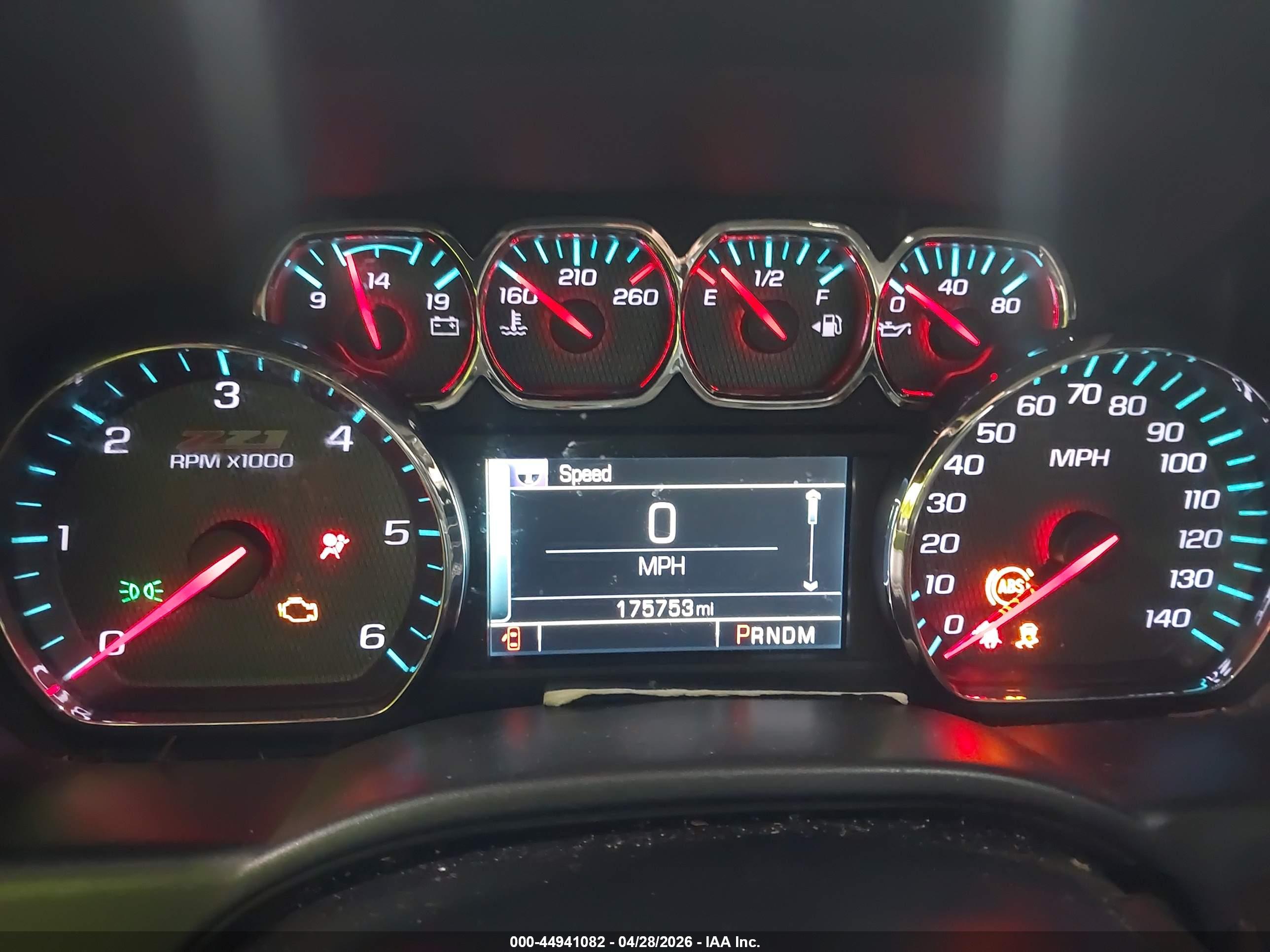 CHEVROLET SILVERADO image 7