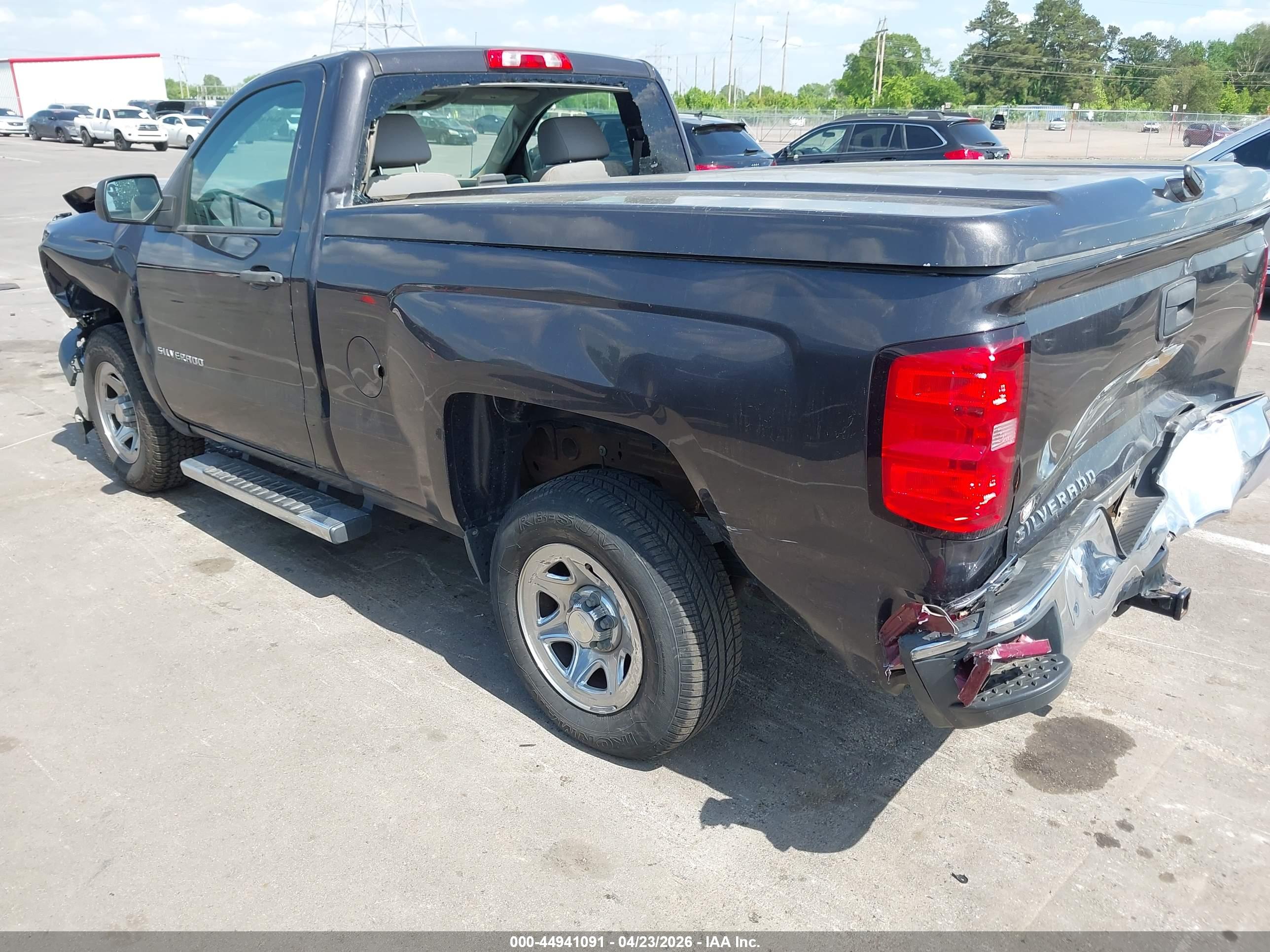 CHEVROLET SILVERADO image 3