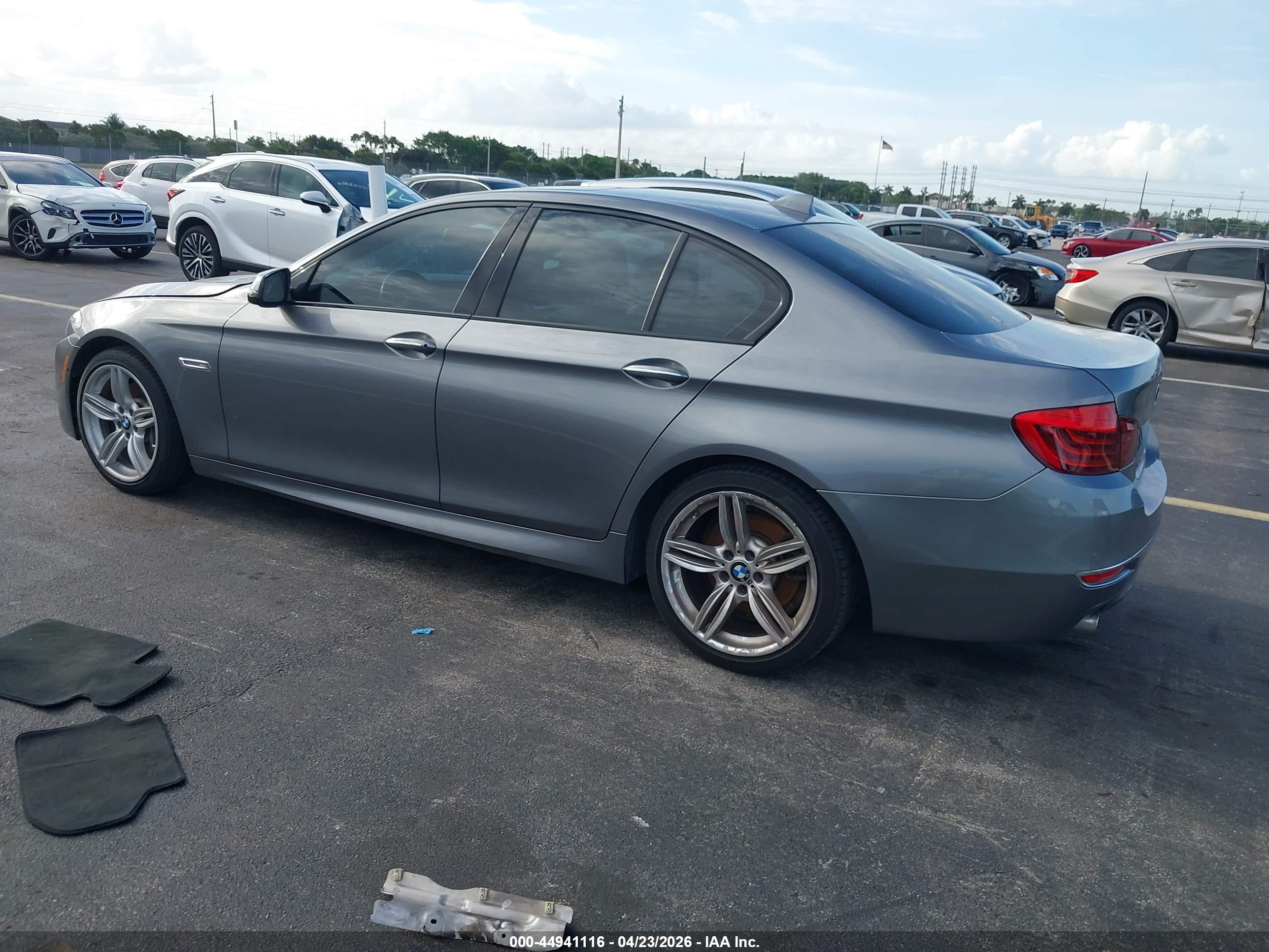 BMW 535I image 3