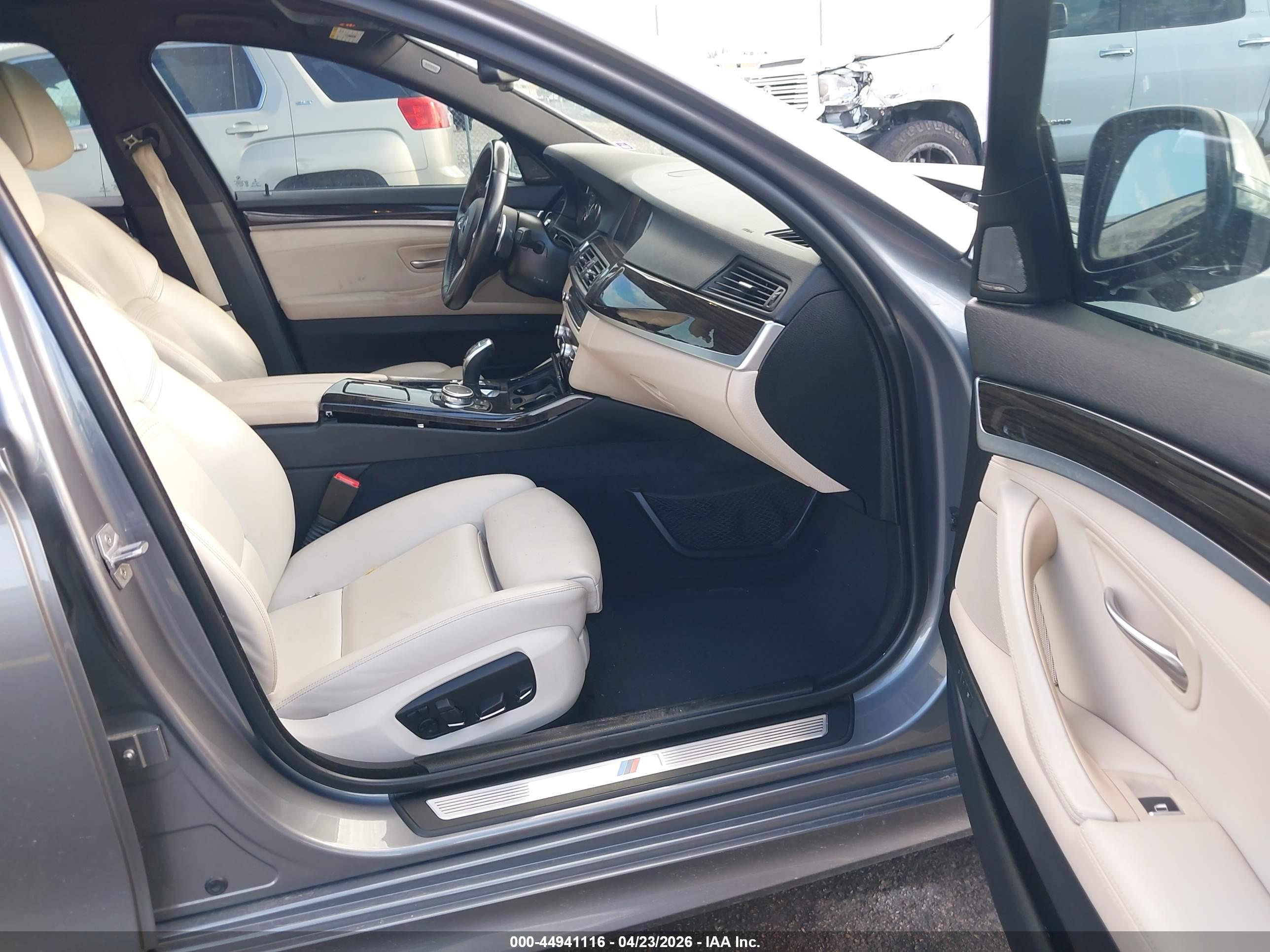BMW 535I image 5