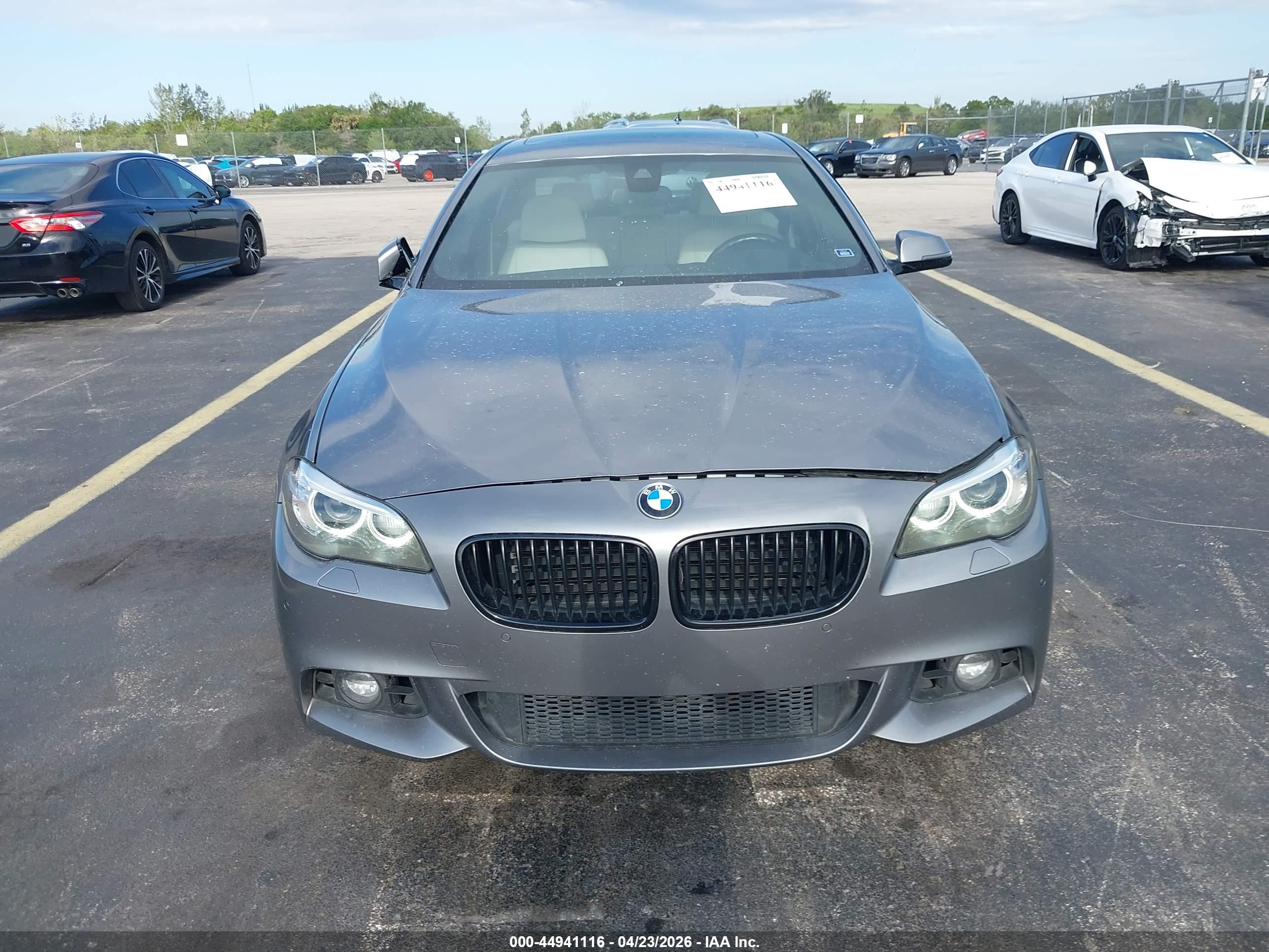 BMW 535I image 6
