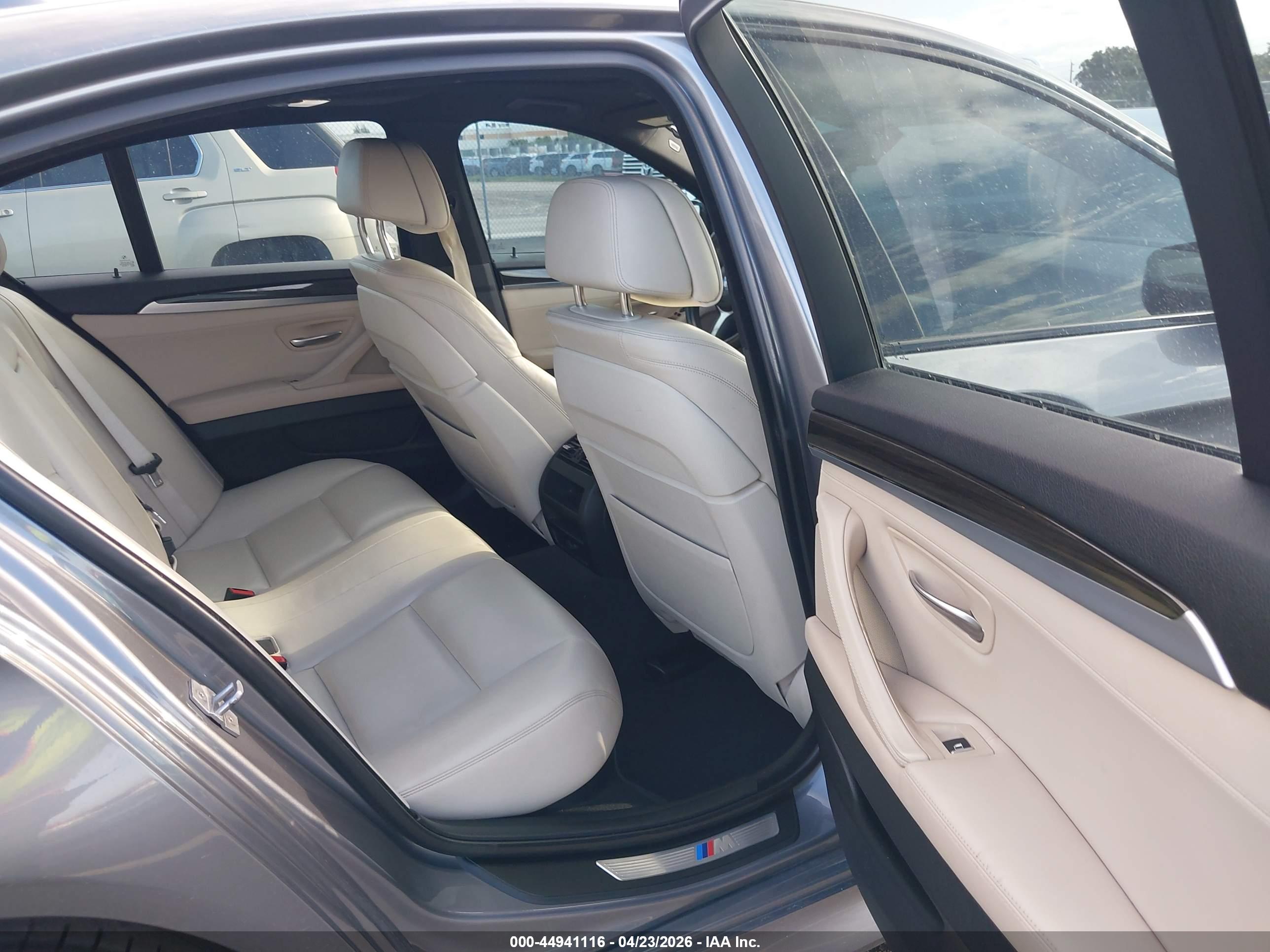BMW 535I image 8