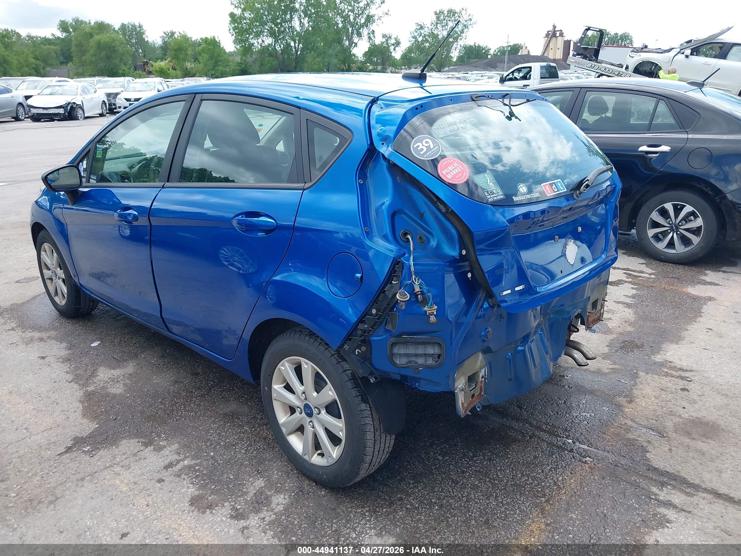 FORD FIESTA image 3