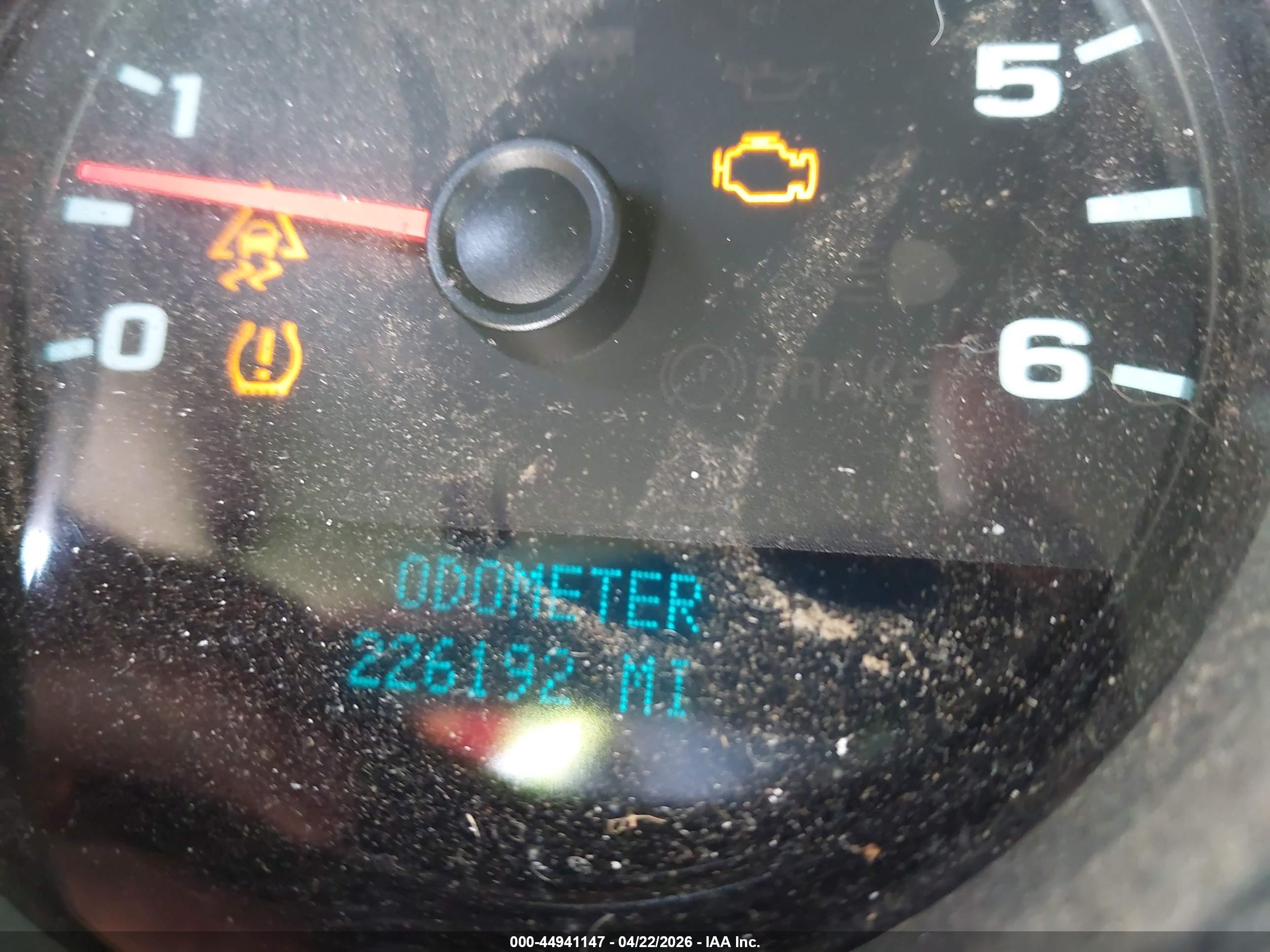 CHEVROLET SILVERADO image 7