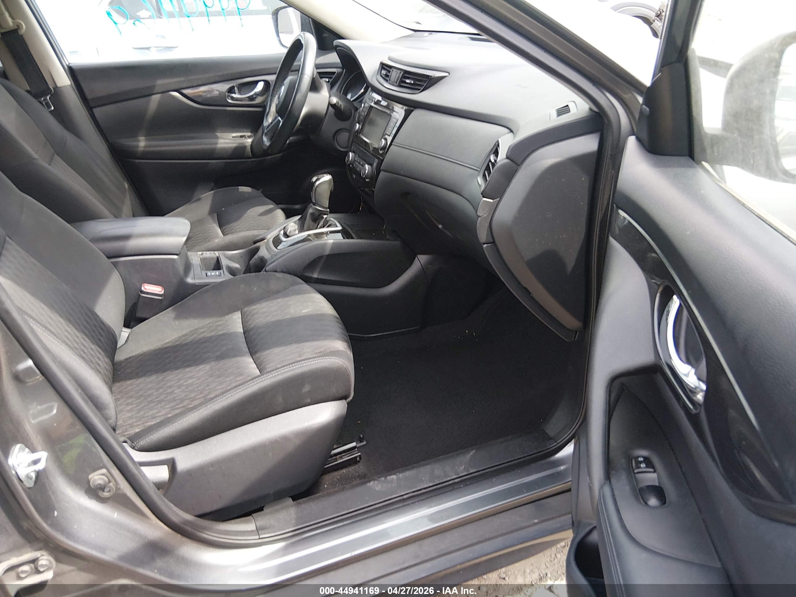 NISSAN ROGUE image 5