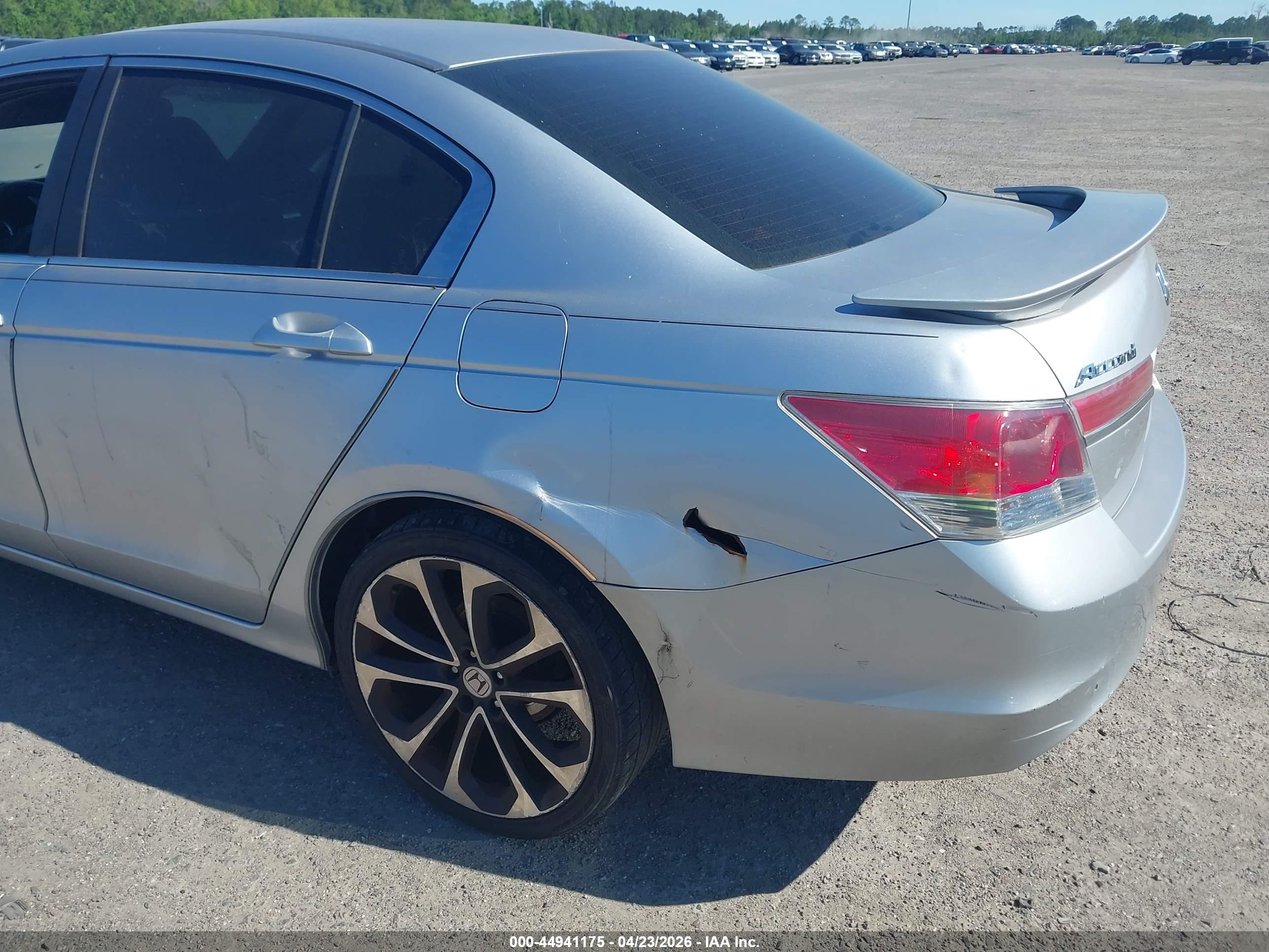 HONDA ACCORD image 6