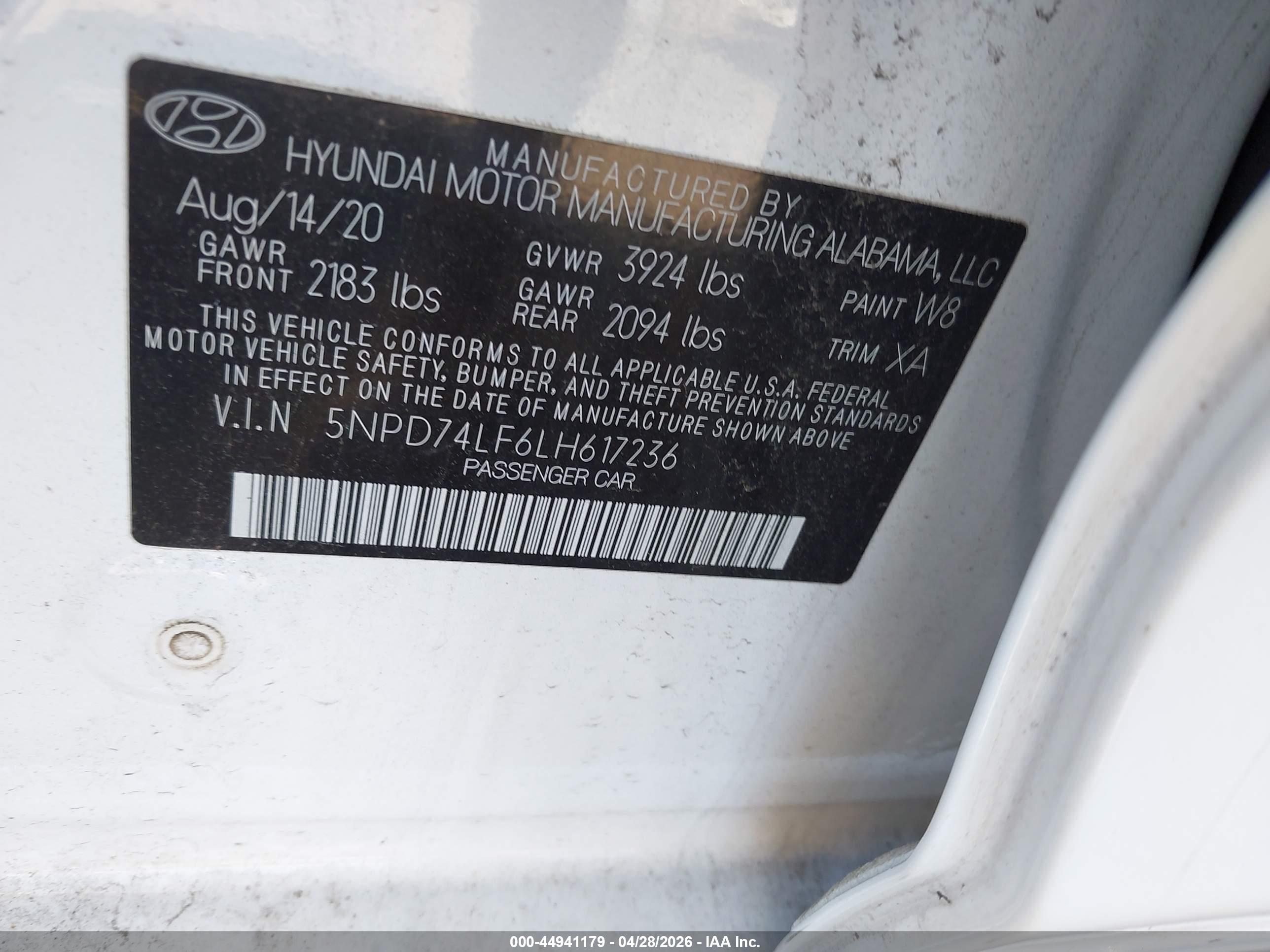 HYUNDAI ELANTRA image 9
