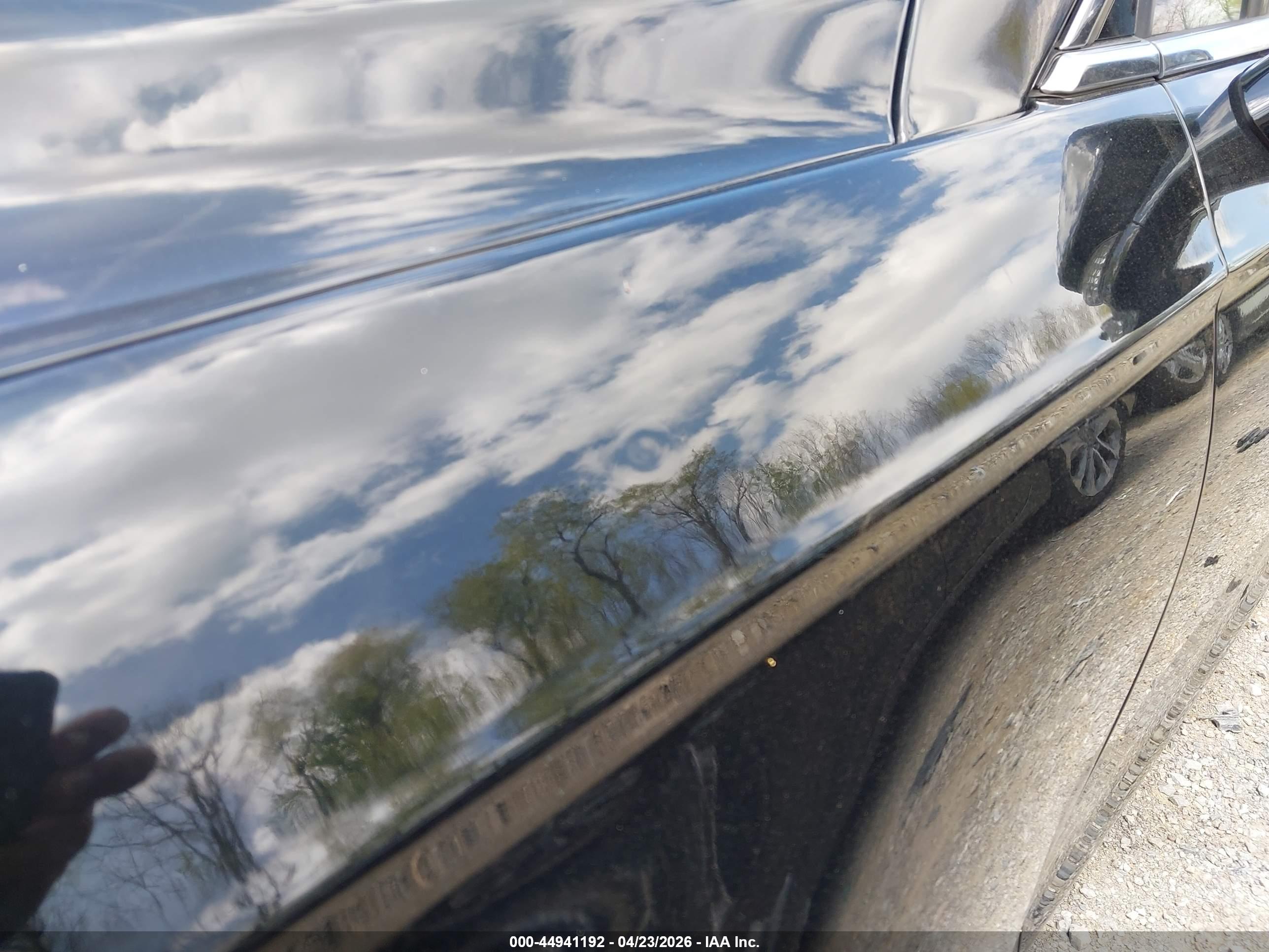 FORD FUSION image 6
