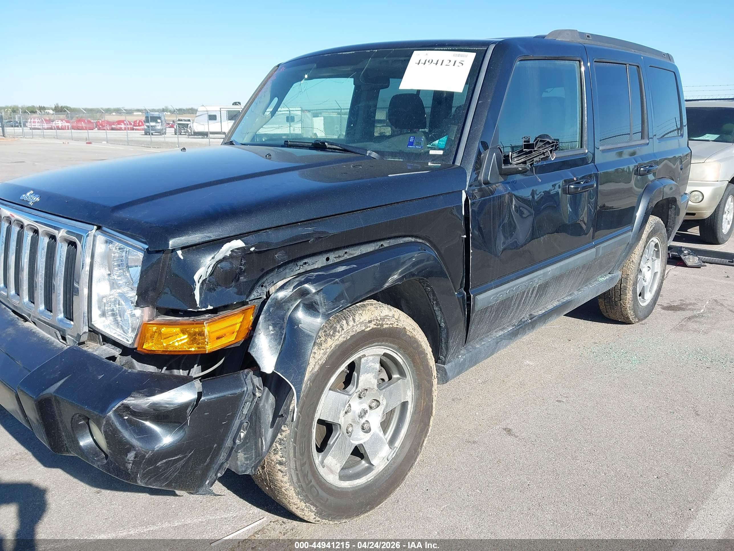 JEEP COMMANDER image 6
