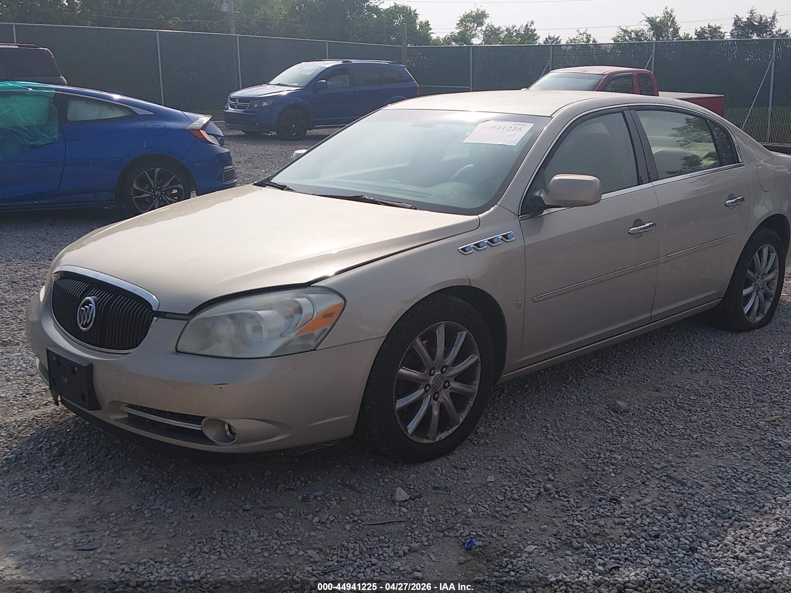 BUICK LUCERNE image 2