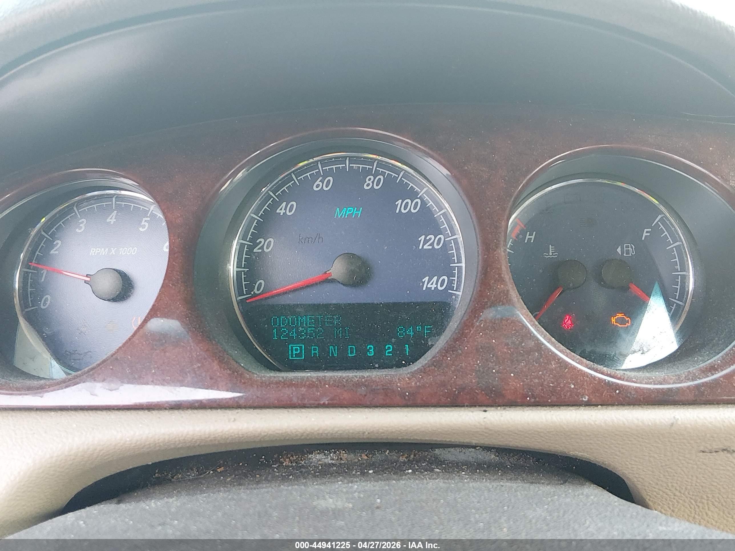 BUICK LUCERNE image 7