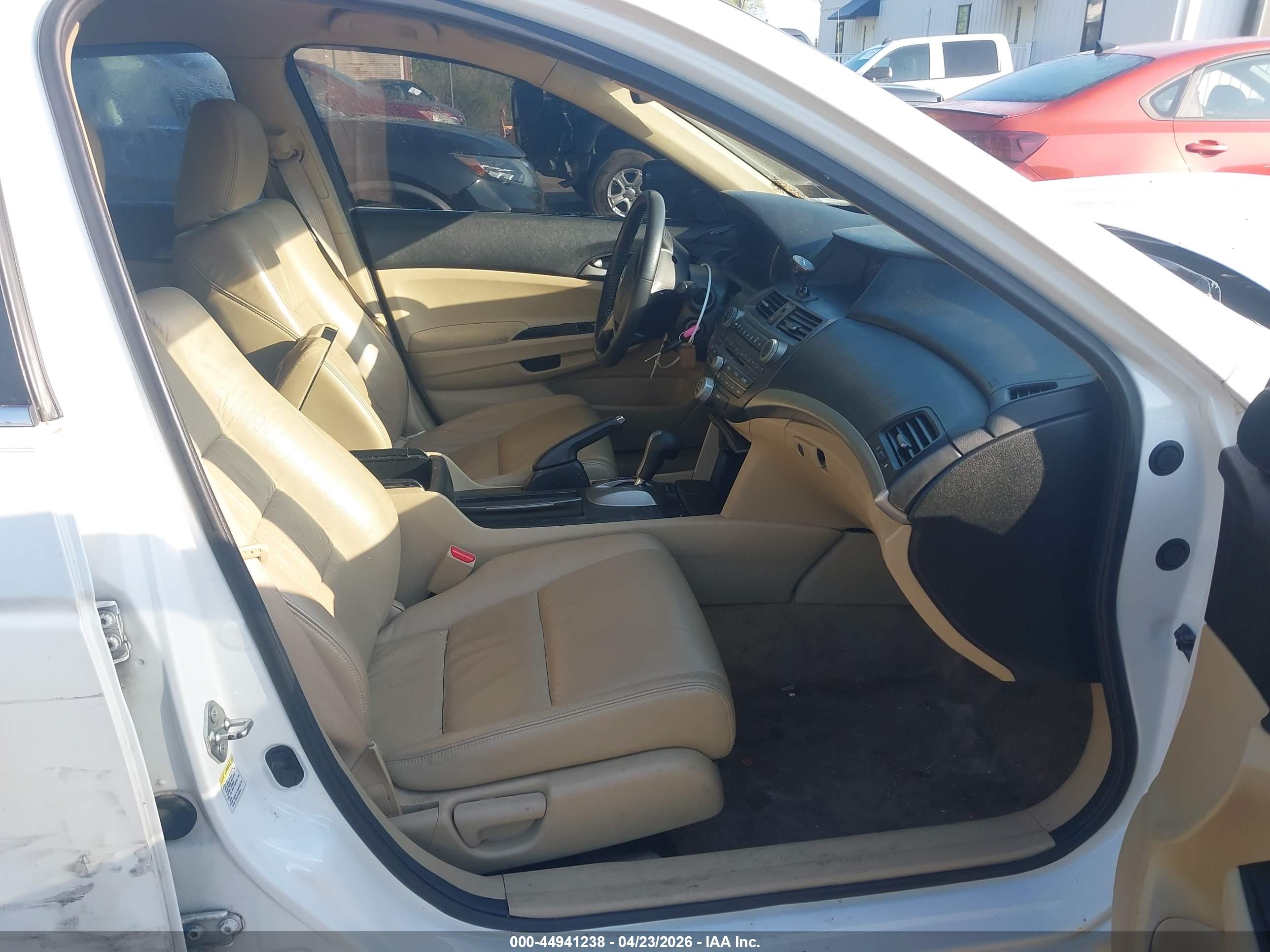 HONDA ACCORD image 5