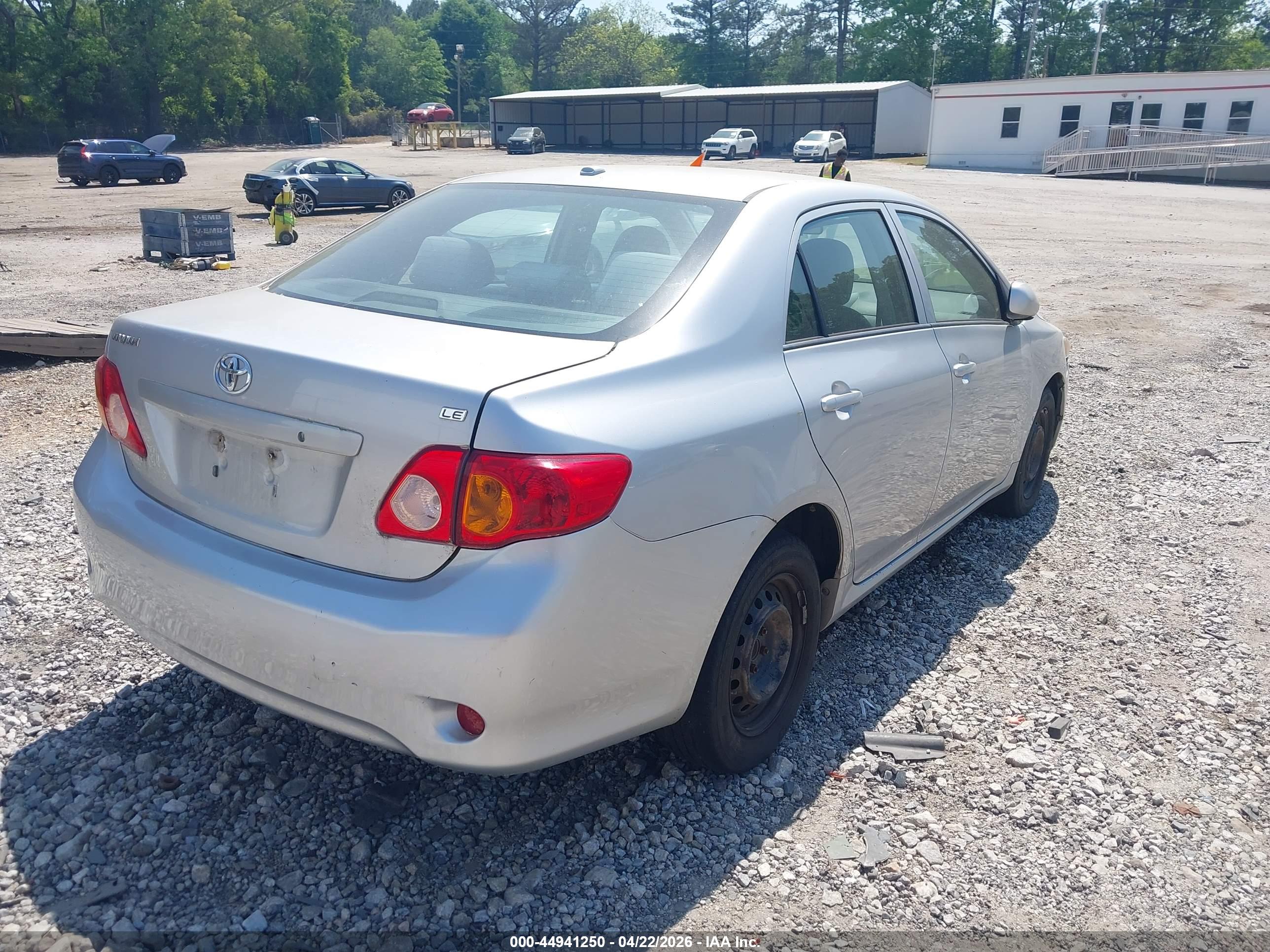TOYOTA COROLLA image 4