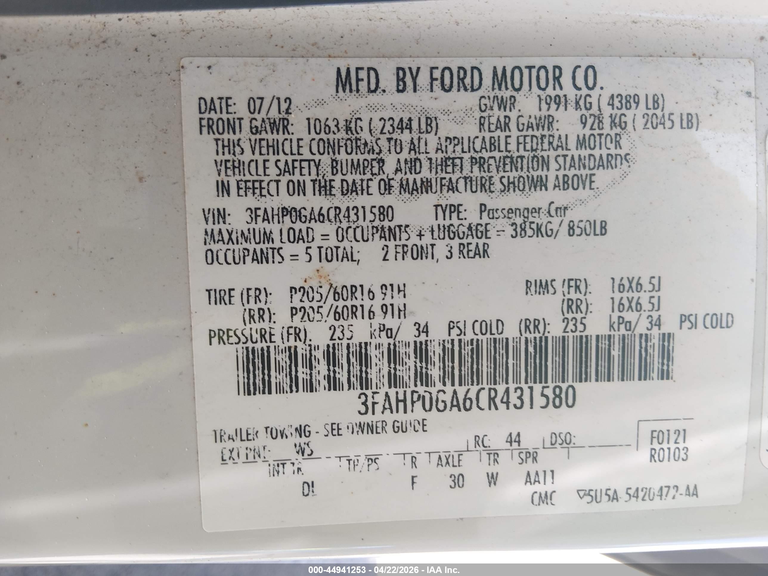 FORD FUSION image 9