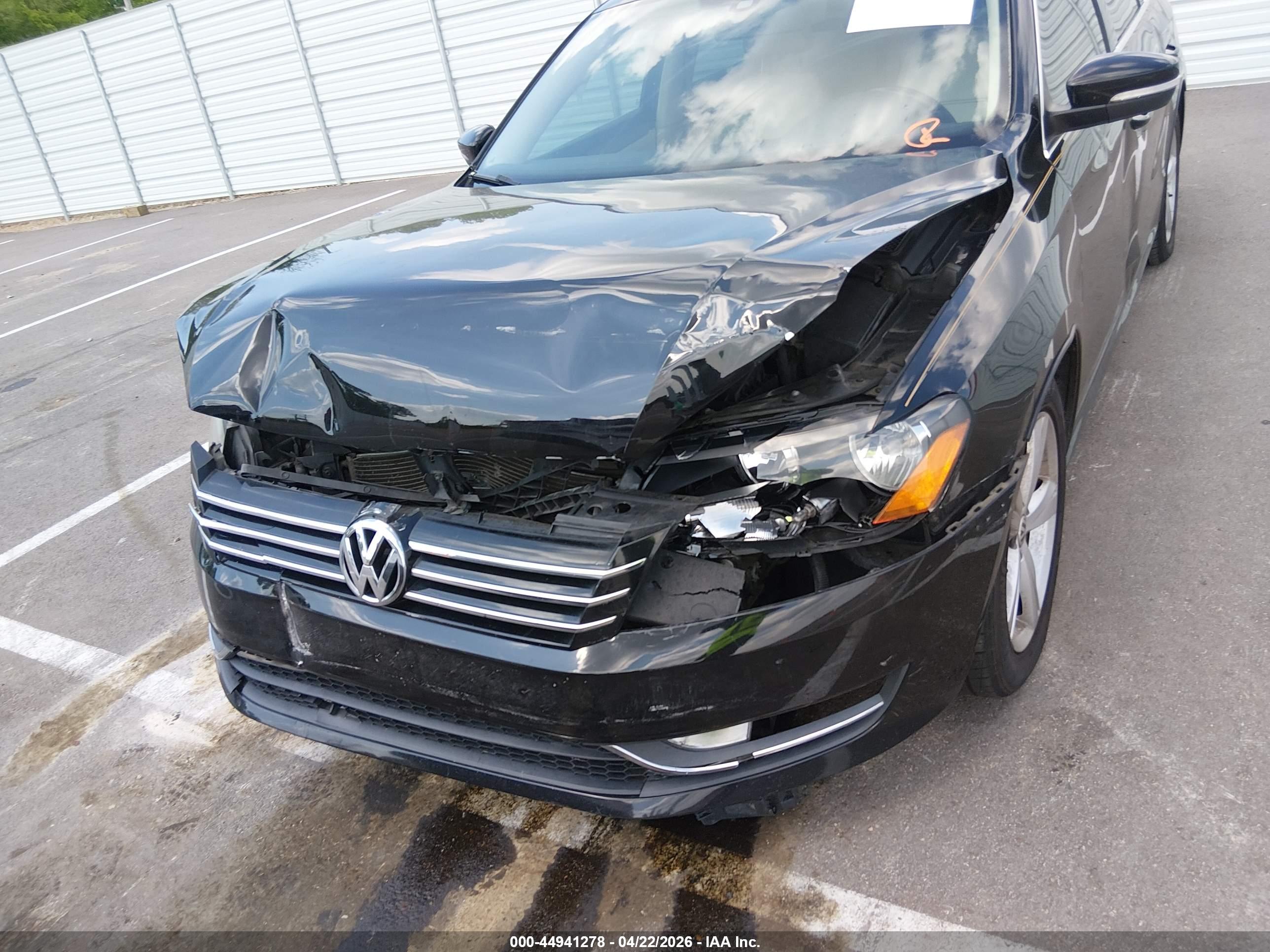 VOLKSWAGEN PASSAT image 6