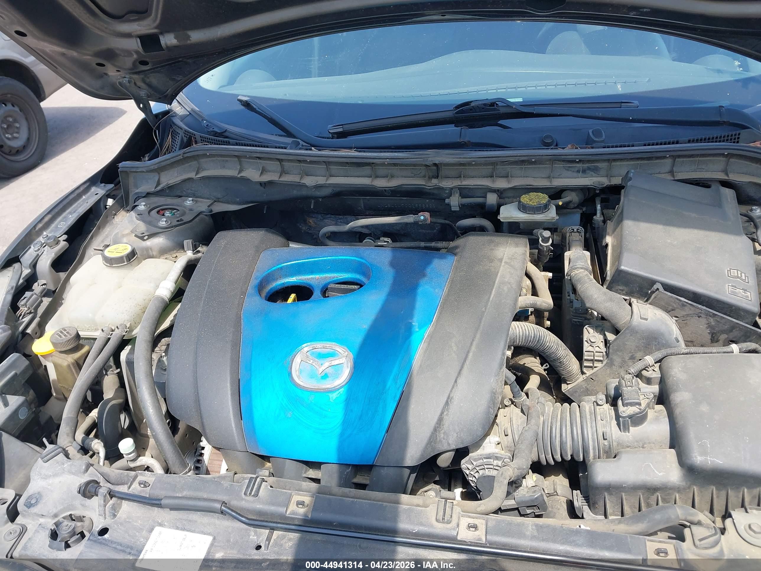 MAZDA MAZDA3 image 10