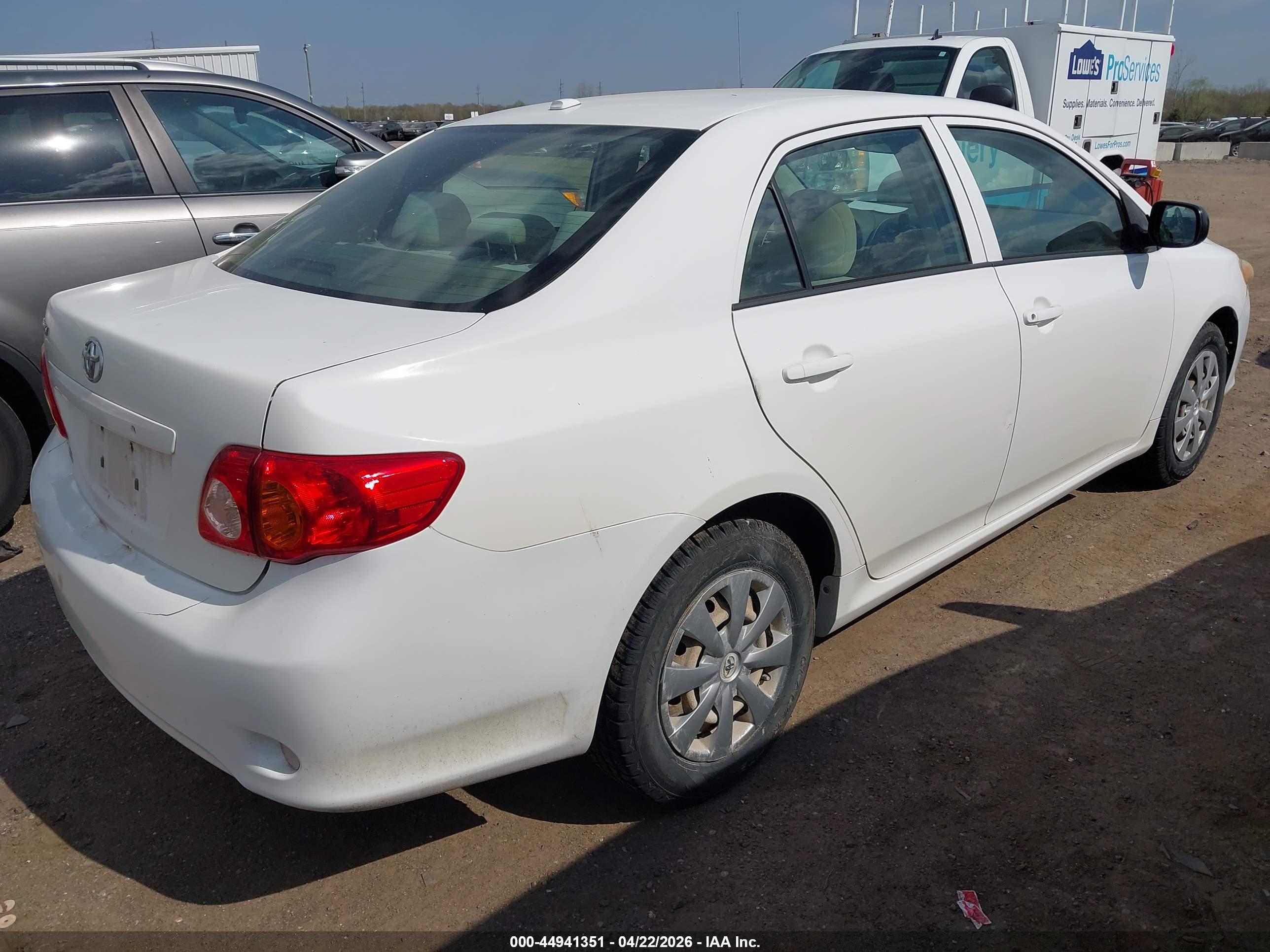 TOYOTA COROLLA image 4
