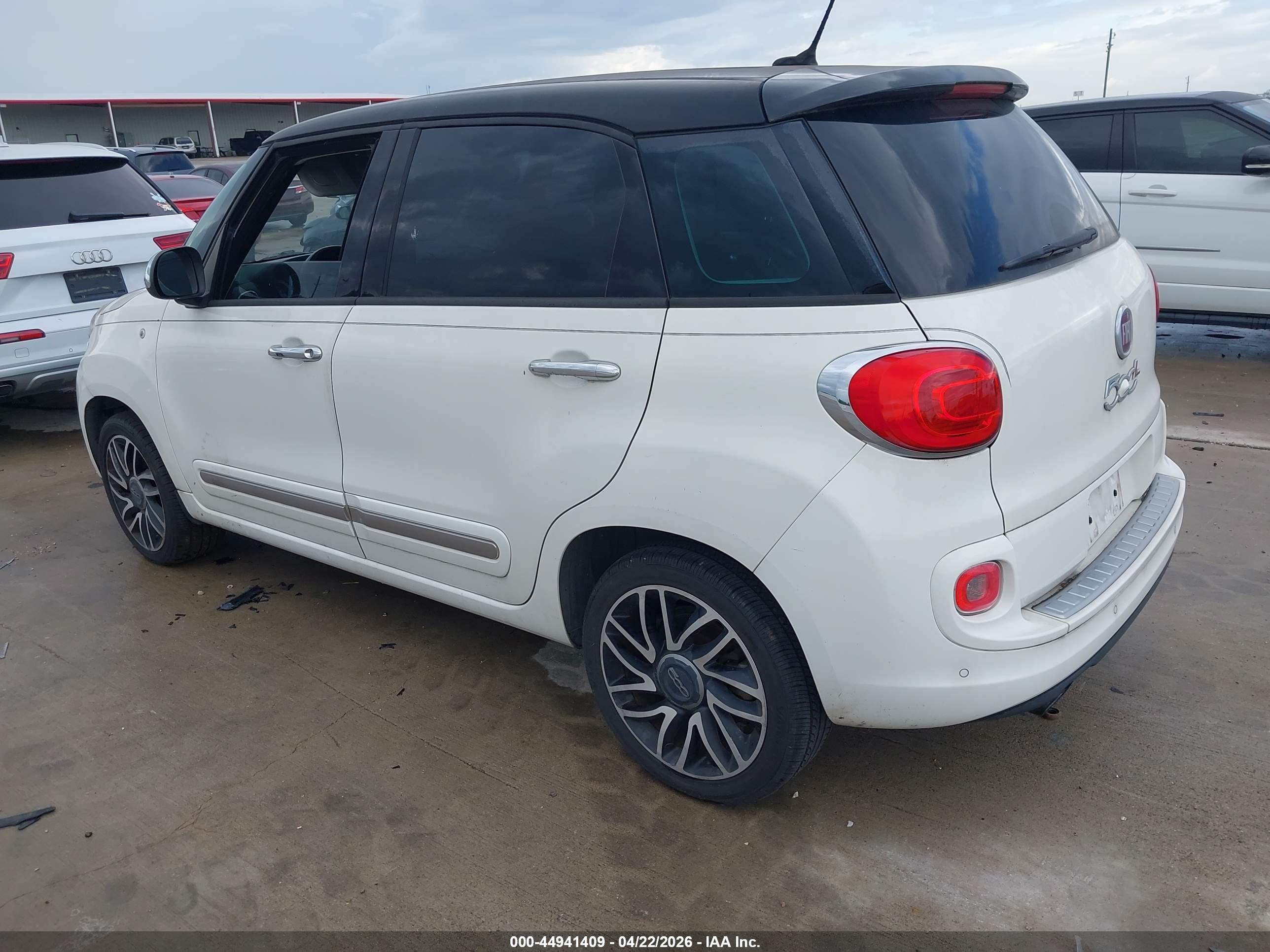 FIAT 500L image 3