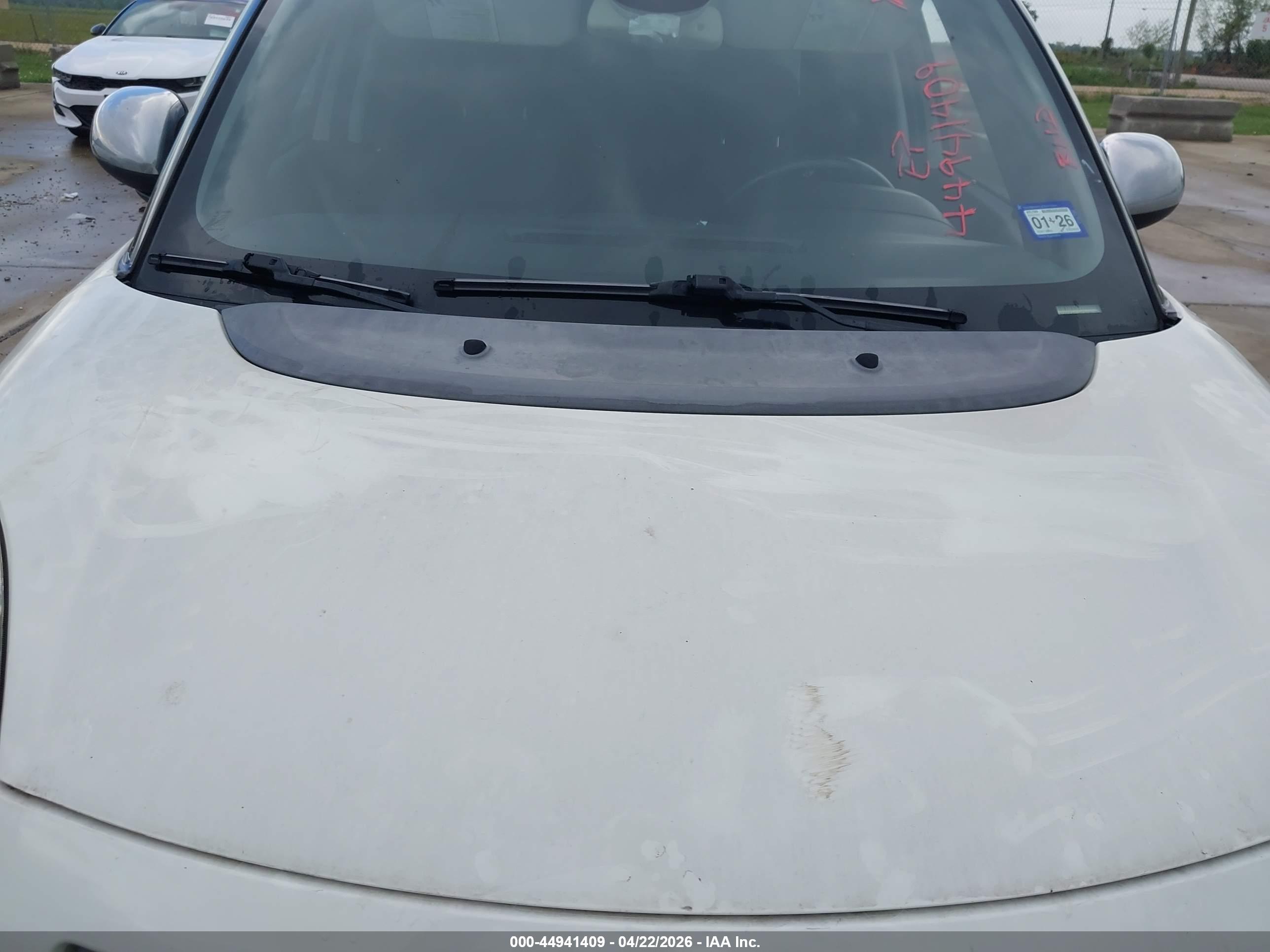 FIAT 500L image 6